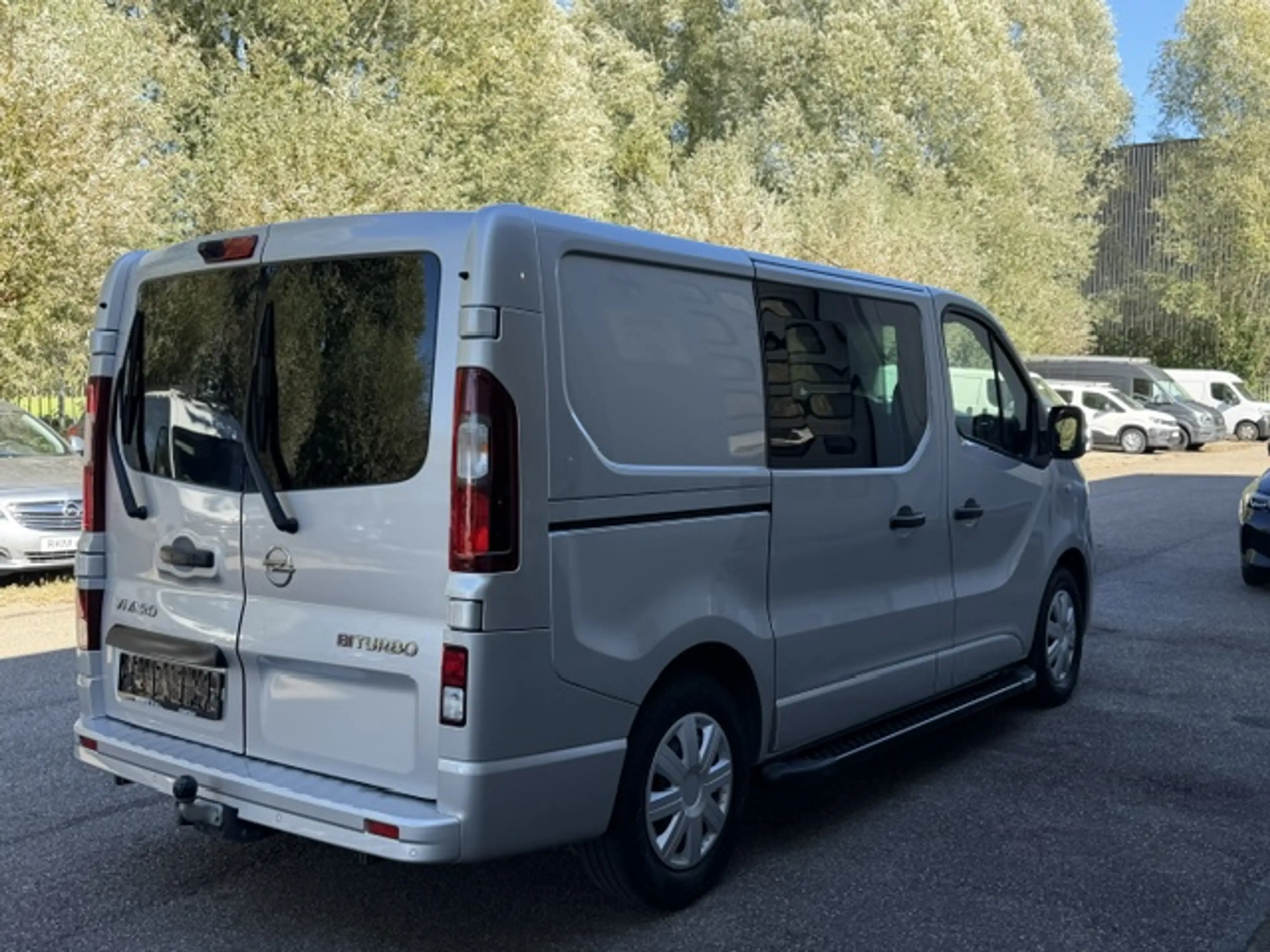 Opel Vivaro 1.6 CDTi L1H1 BiTurbo Cosmo 5 Platsen — photo 4
