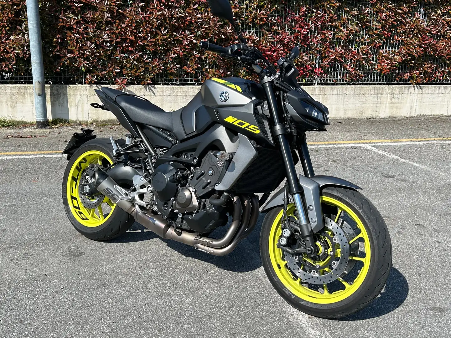 Yamaha MT-09 2018 Grey - 1