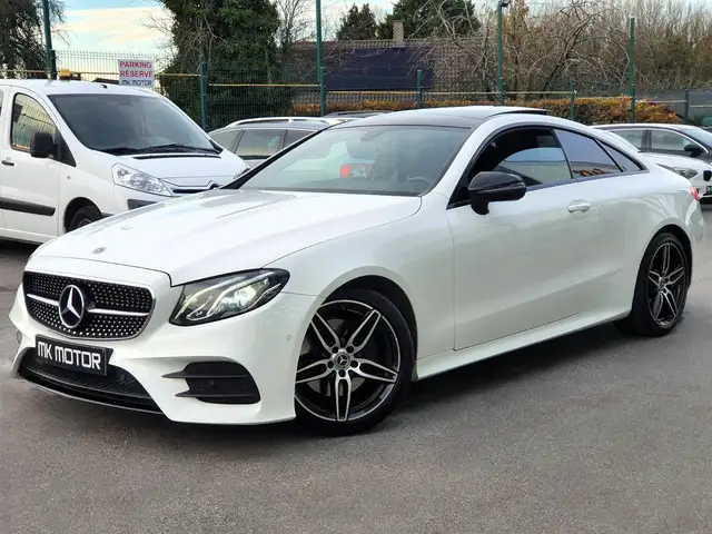 Mercedes-Benz E 220 🟢COUPÉ DIESEL 194CV PACK AMG - TOIT OUVRANT