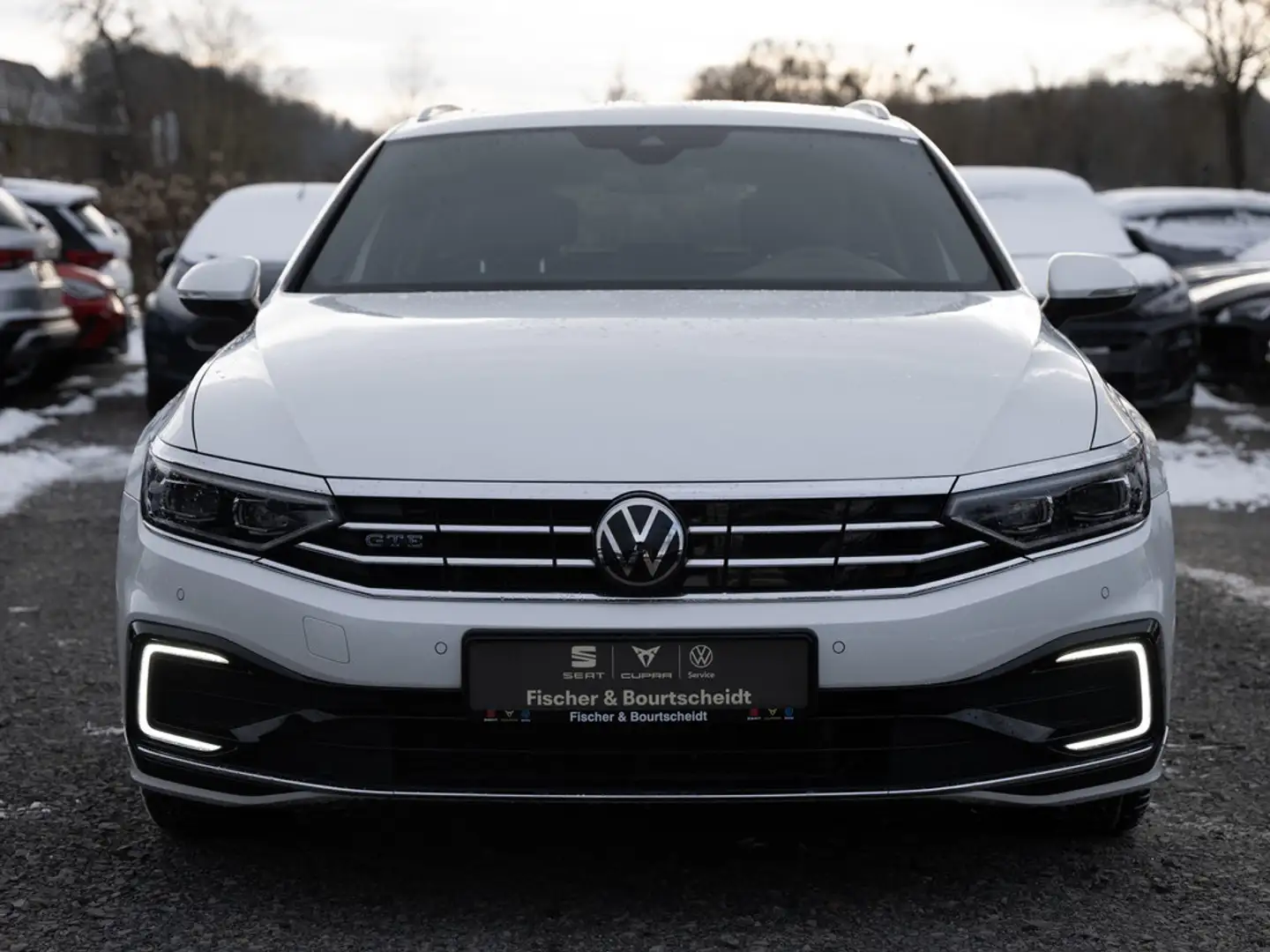 Volkswagen Passat Variant 1.4 TSI GTE AHK ACC LED PANO Weiß - 2