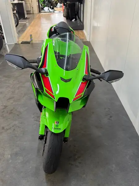 Kawasaki Ninja ZX-10R - foto 8
