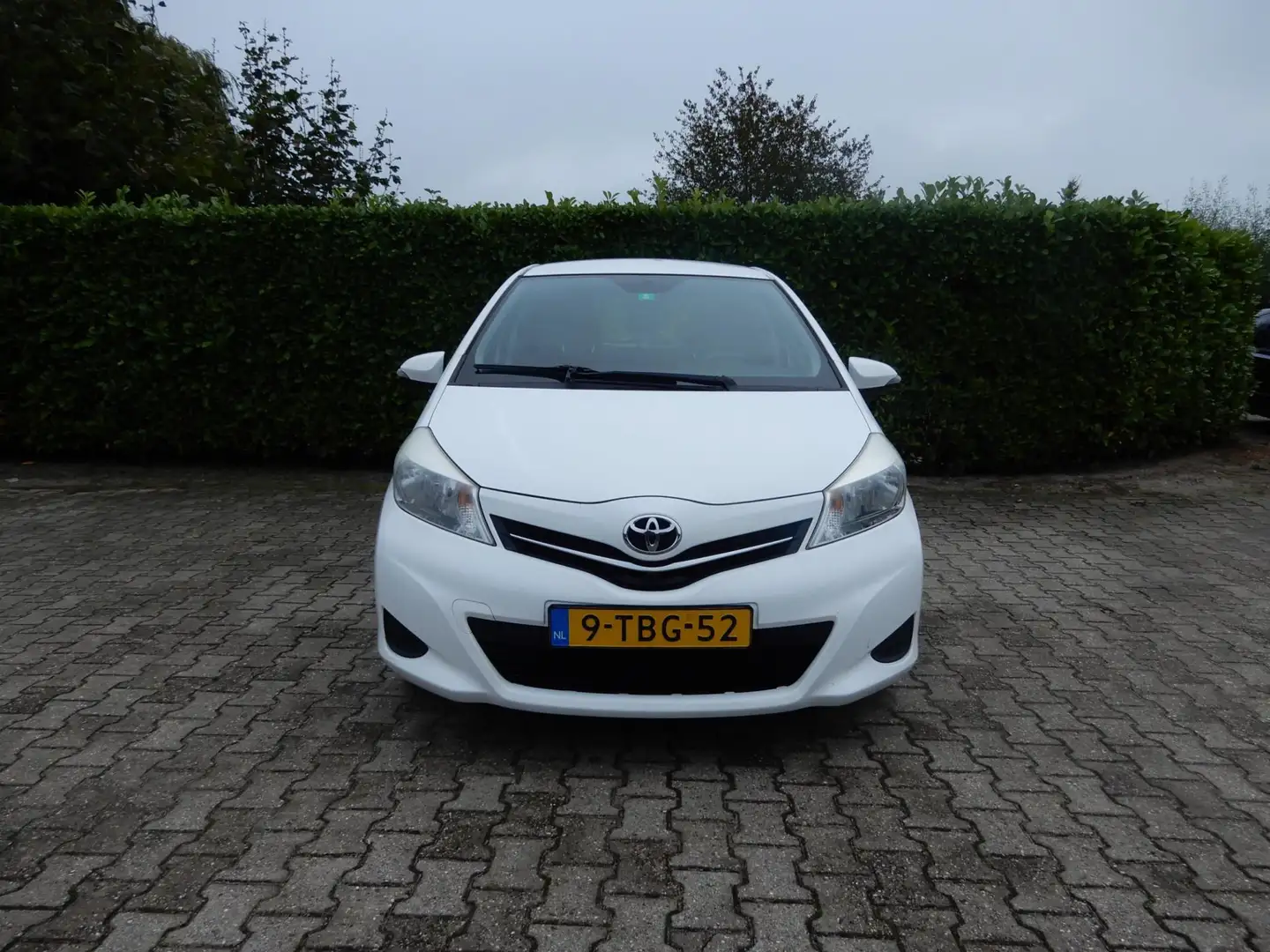 Toyota Yaris 1.0 VVT-i Now Wit - 2