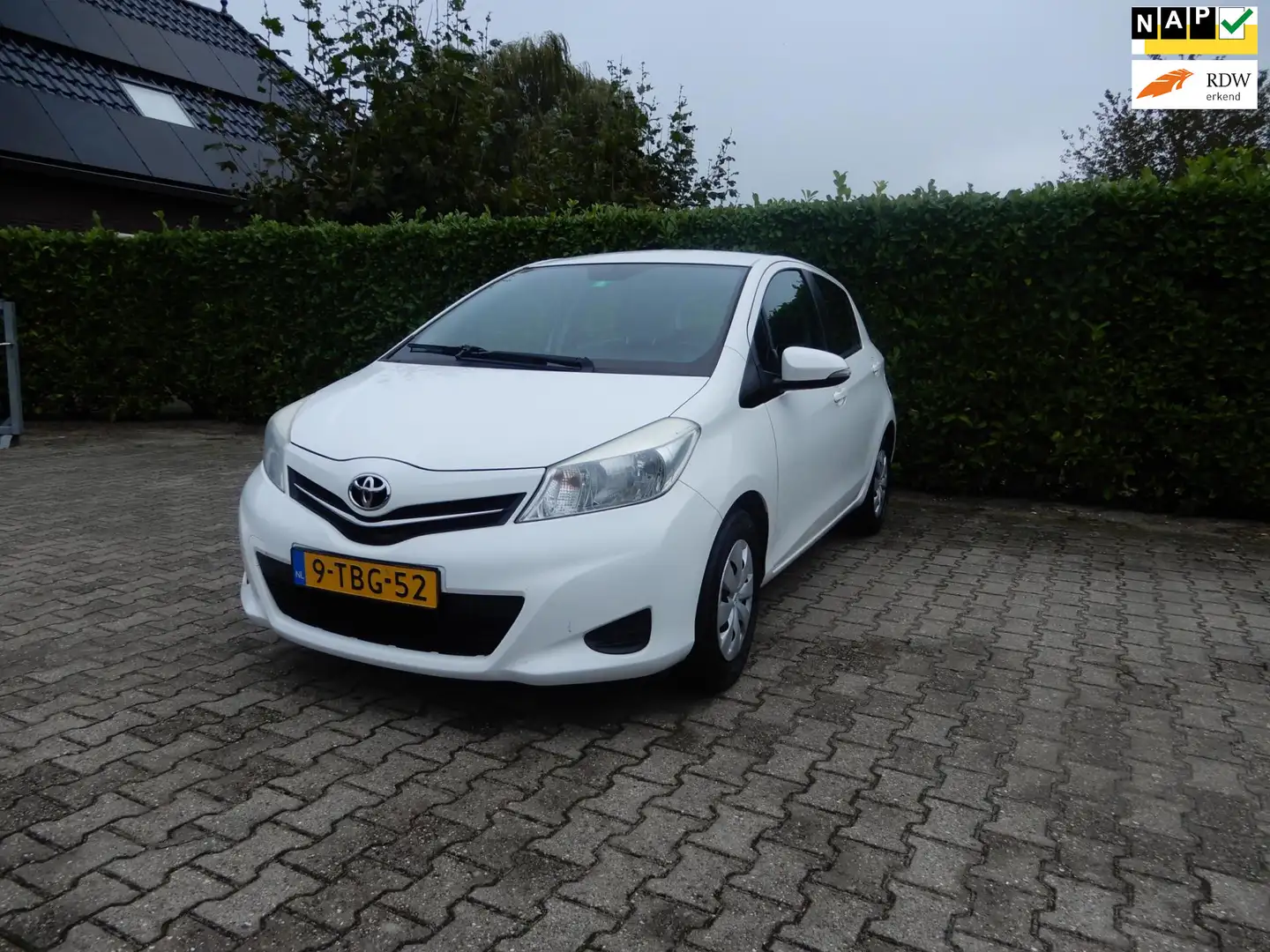 Toyota Yaris 1.0 VVT-i Now Wit - 1