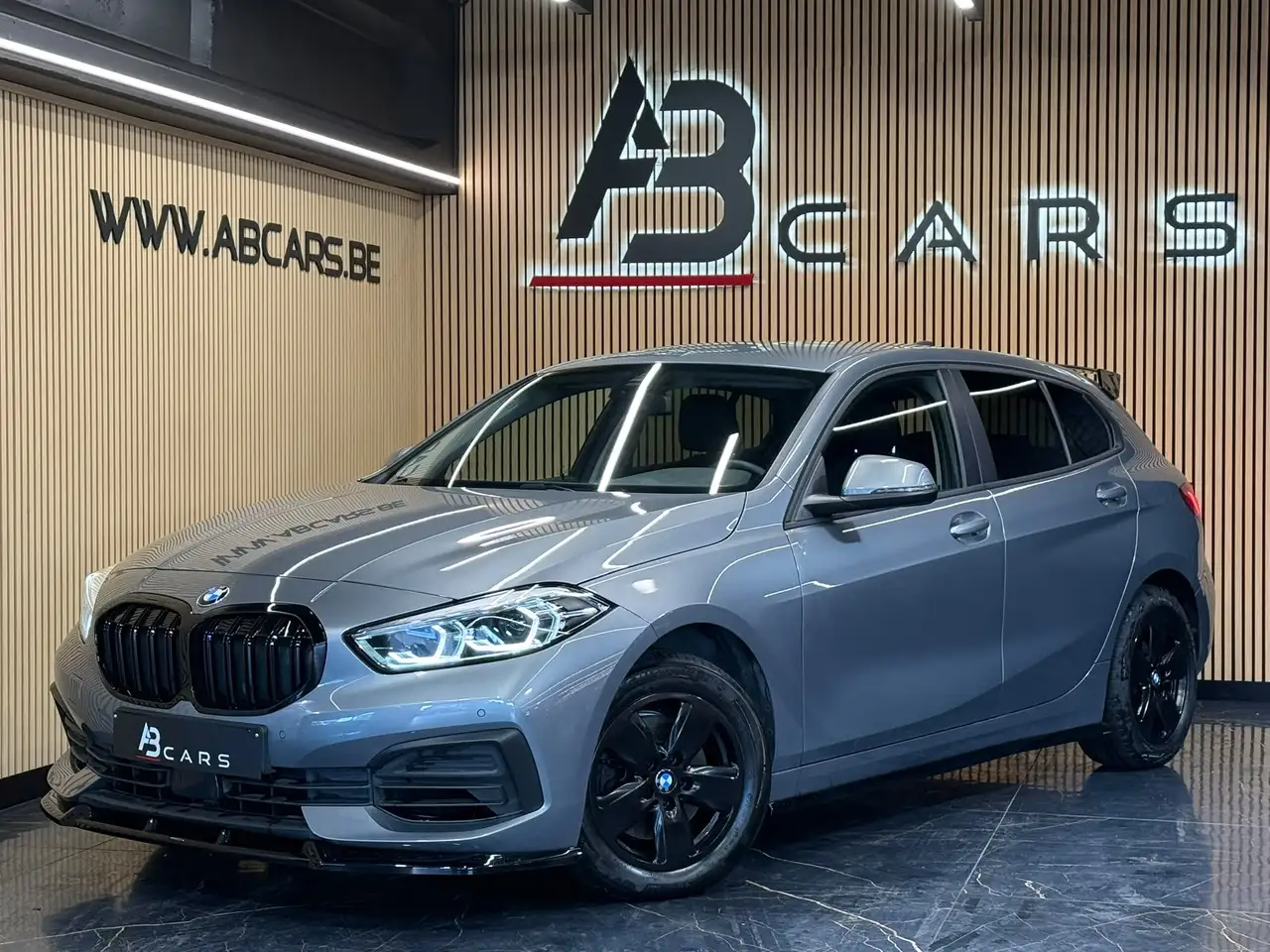 BMW 116 IA LOOK PACK M PERFORMANCE ** GARANTIE 12 MOIS **