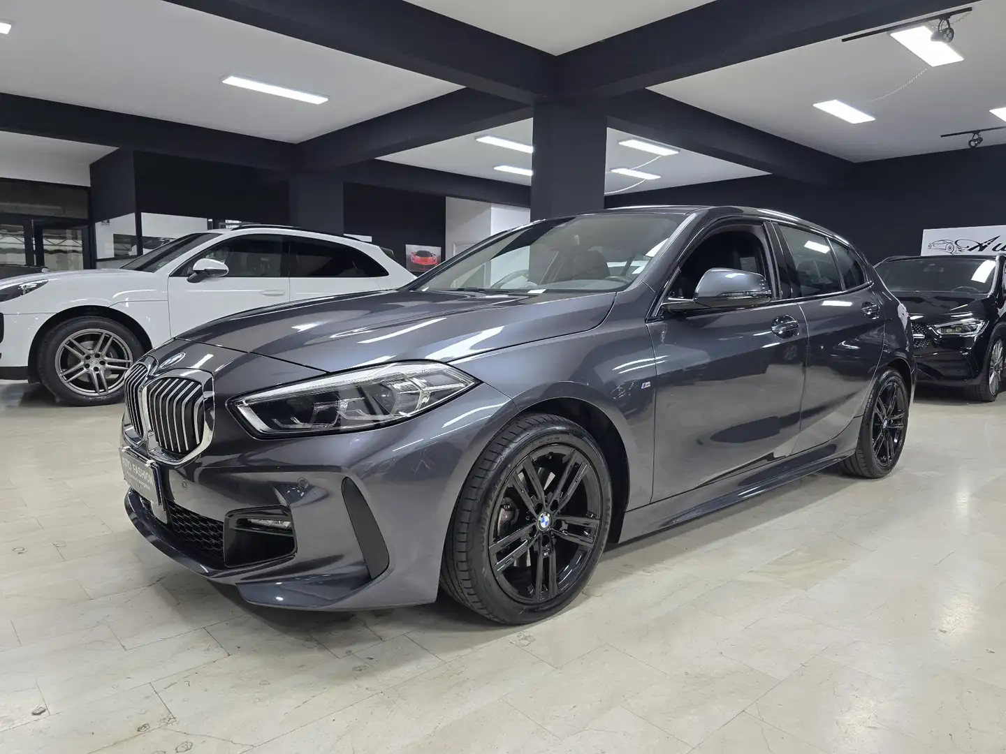 BMW 116 Serie 1 F40 116d Msport auto Grigio - 1
