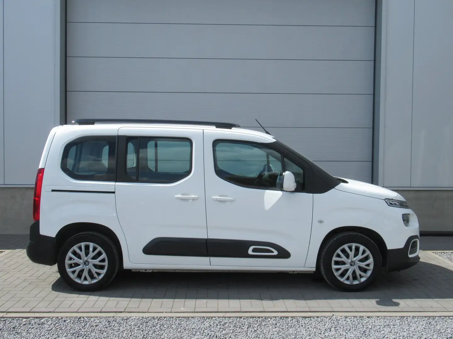 Citroen Berlingo 1.2i 5pl / €8.900 Netto / Navi / Autom. Airco.. Weiß - 2