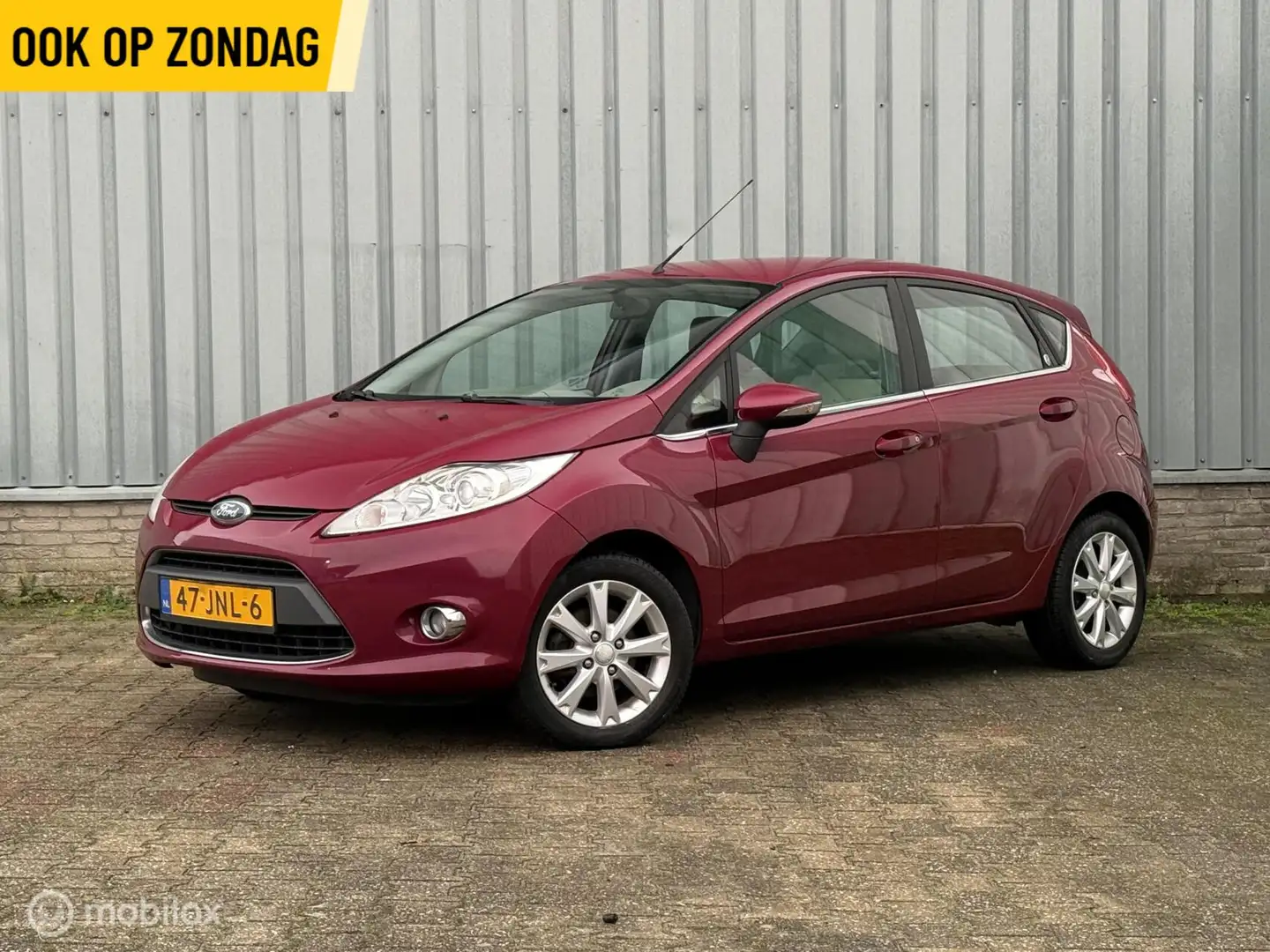 Ford Fiesta 1.25 Ghia | Luxe | PDC | Airco | 5-Deurs | LMV Violett - 1