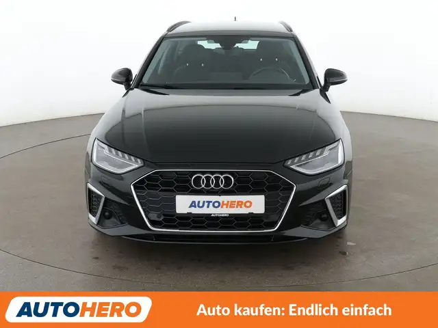 Audi A4 view 9
