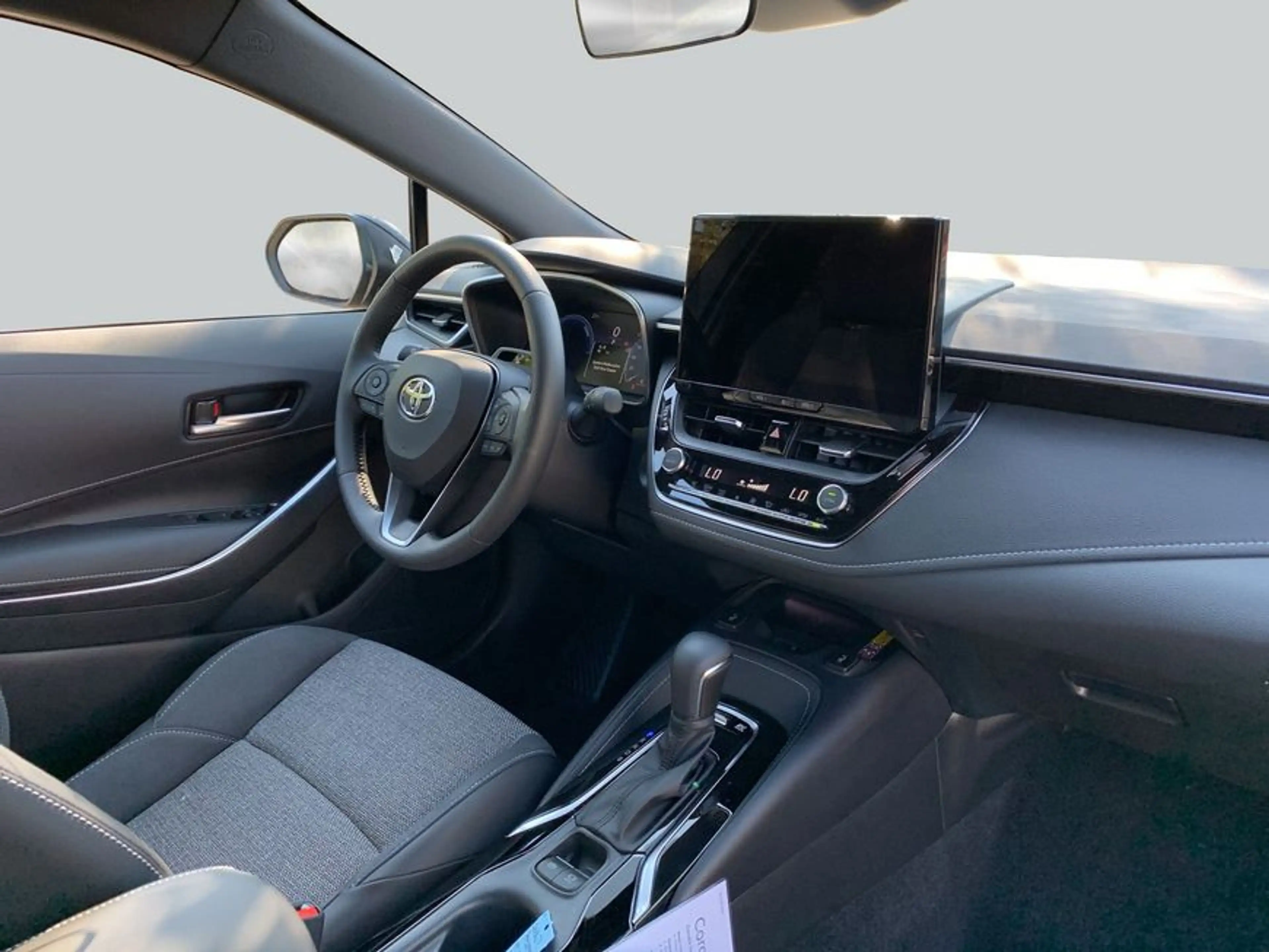 Toyota Corolla 1.8 Hybrid Touring Sports Teamplayer 72 kW — photo 15