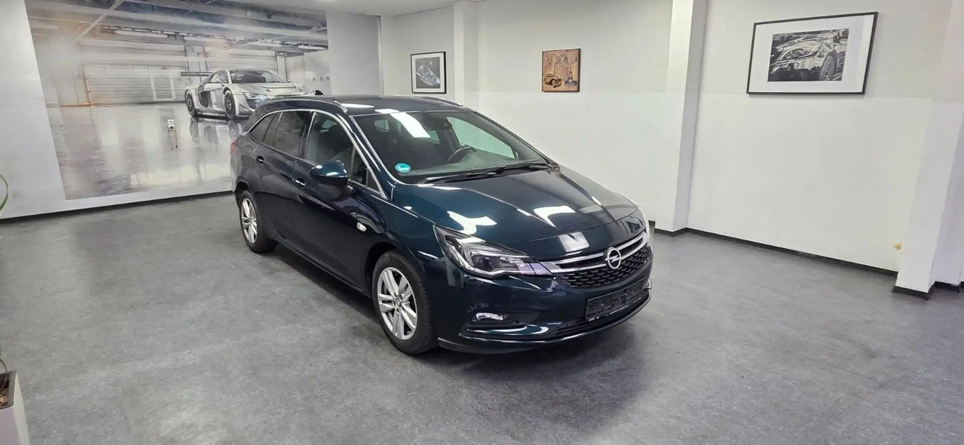 Opel Astra ST 1.6 CDTI Dynamic Automatik Kamera AHK Grün - 2