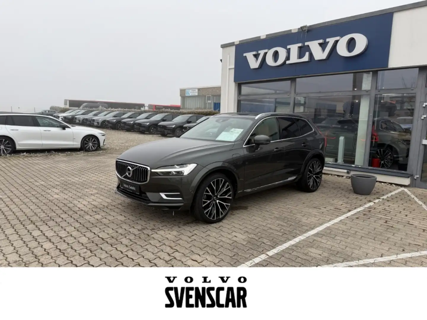 Volvo XC60 Inscription Recharge Plug-In Hybrid AWD HUD AD Sta Grau - 1