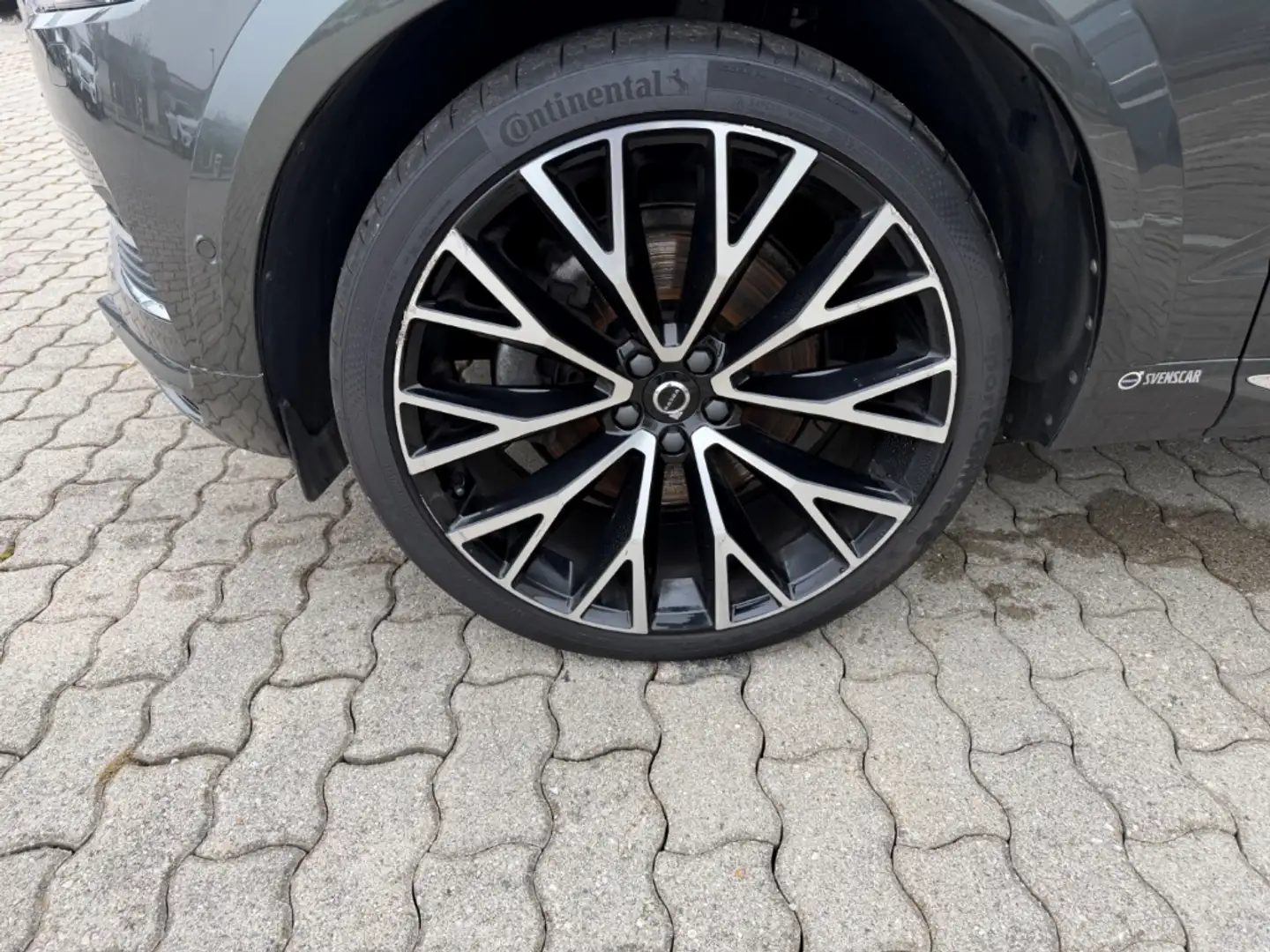 Volvo XC60 Inscription Recharge Plug-In Hybrid AWD HUD AD Sta Grau - 2