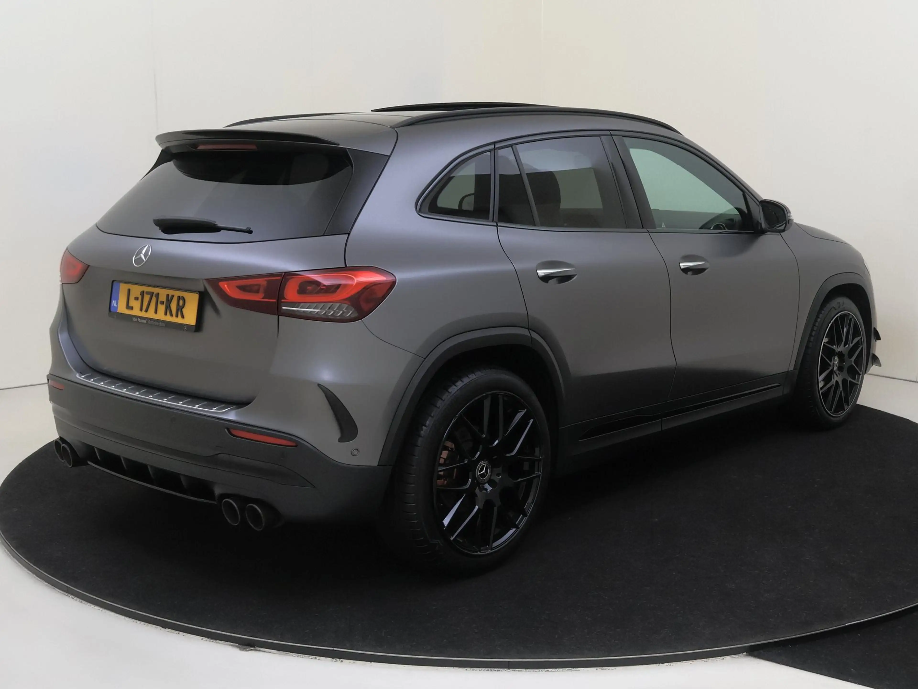 Mercedes-Benz GLA 200 Business Solution AMG Premium Plus /Panoramadak /M — photo 2