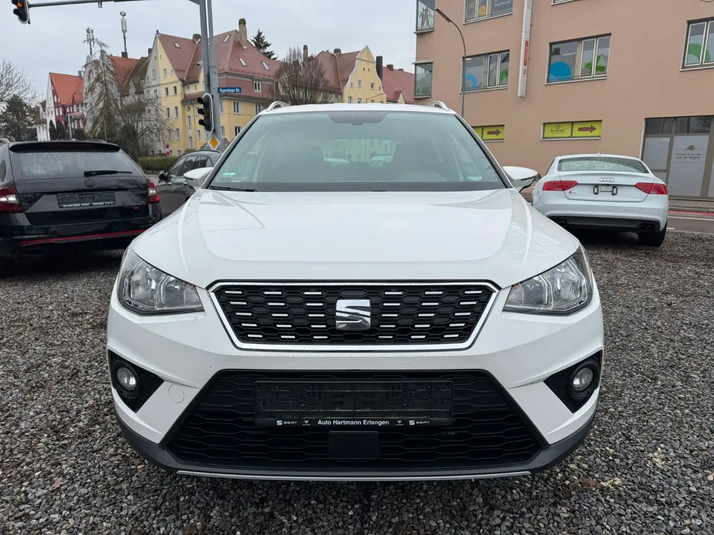 SEAT Arona Xcellence 1.0 TSI DSG TOTW Carplay Kamera Weiß - 2