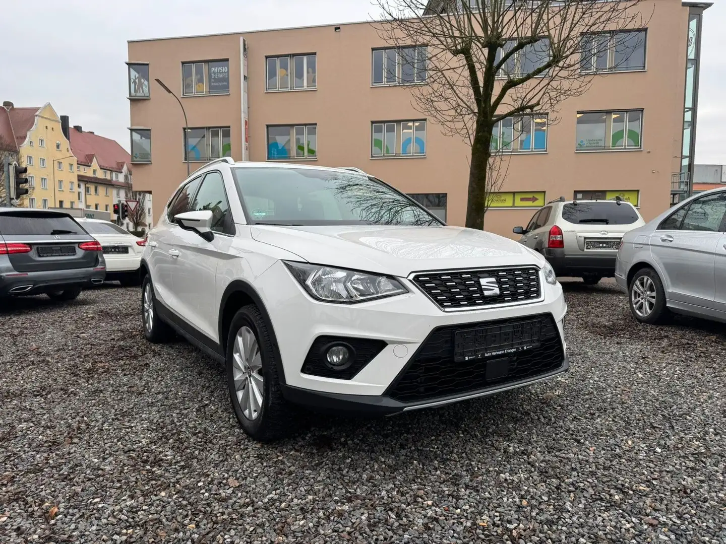 SEAT Arona Xcellence 1.0 TSI DSG TOTW Carplay Kamera Weiß - 1