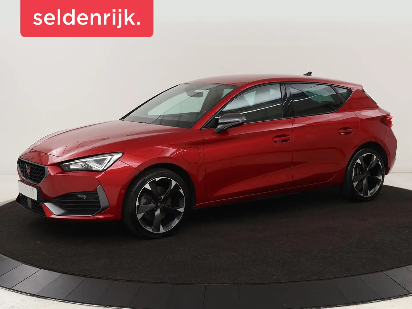 CUPRA Leon 1.4 e-Hybrid | Stoel & stuurverwarming | Carplay | Rood - 1