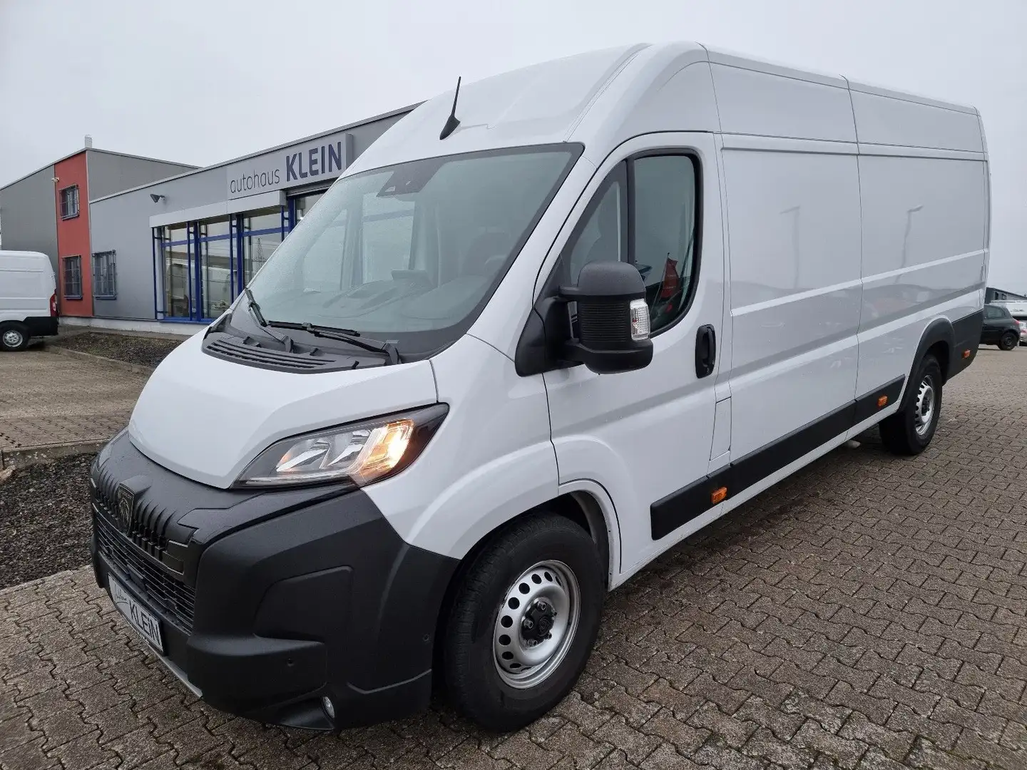 Peugeot Boxer Kasten L4H2 BlueHDi180 Heavy - NEW MODEL Blanc - 2