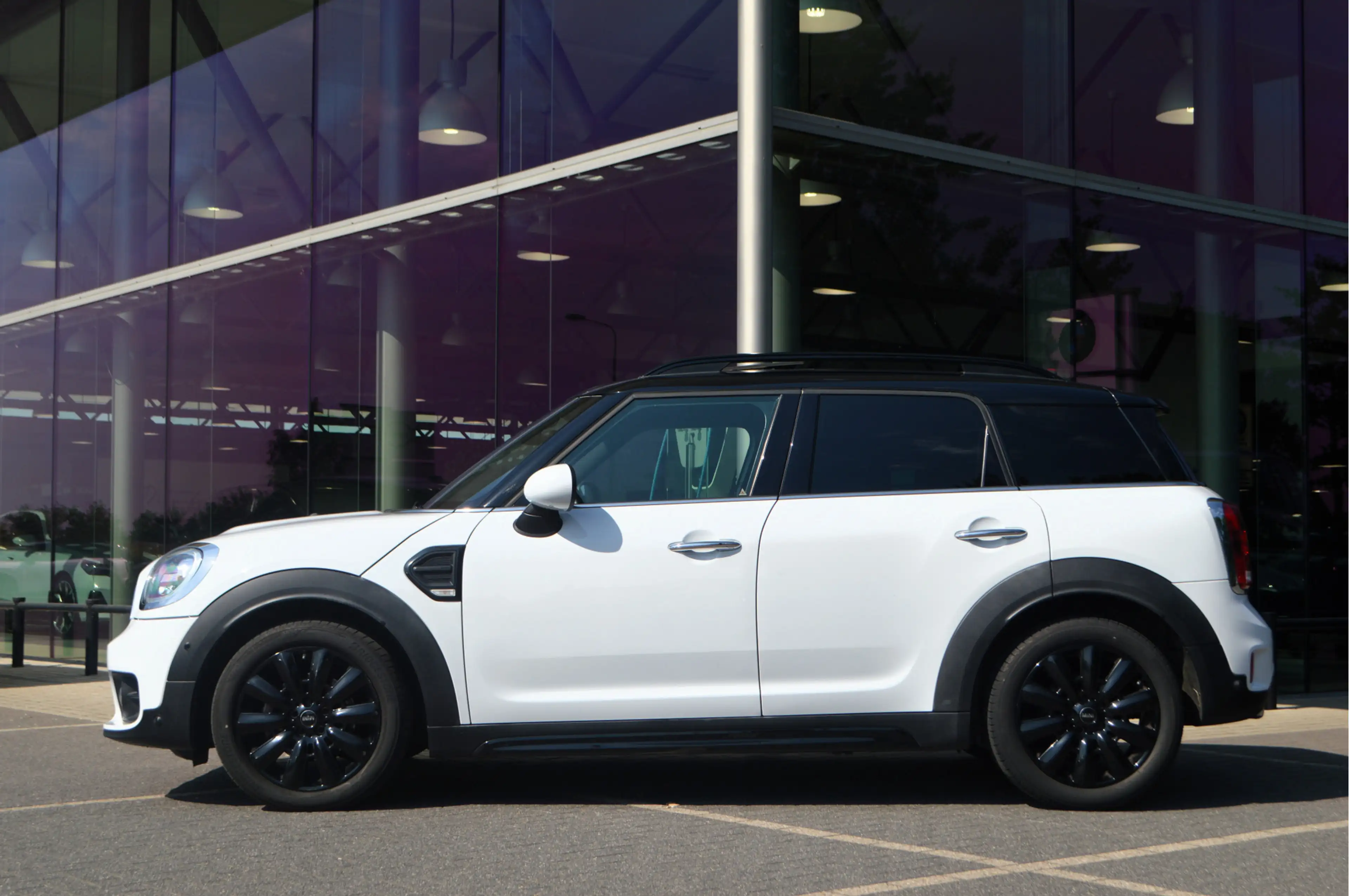 MINI Cooper Countryman Chili Automaat / Panoramadak / Head-up / Harman-Ka — photo 2