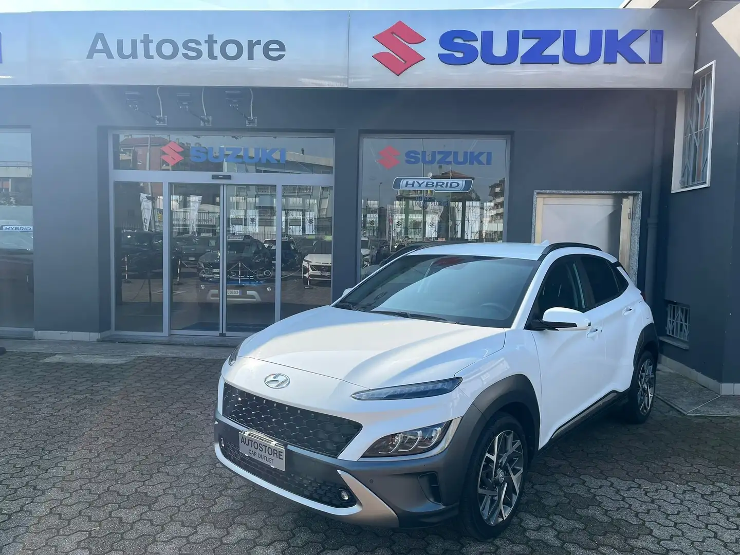 Hyundai KONA 1.6 FULL HYBRID 141 cv con motore elettrico Blanc - 1