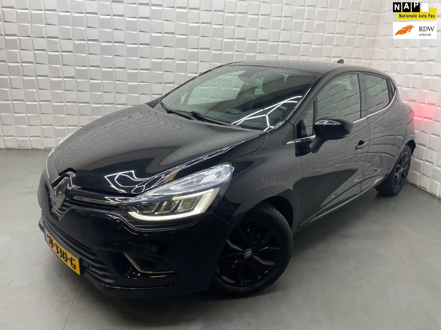 Renault Clio 1.2 TCe Intens AUTOMAAT KEYLESS CAMERA NAP Zwart - 1