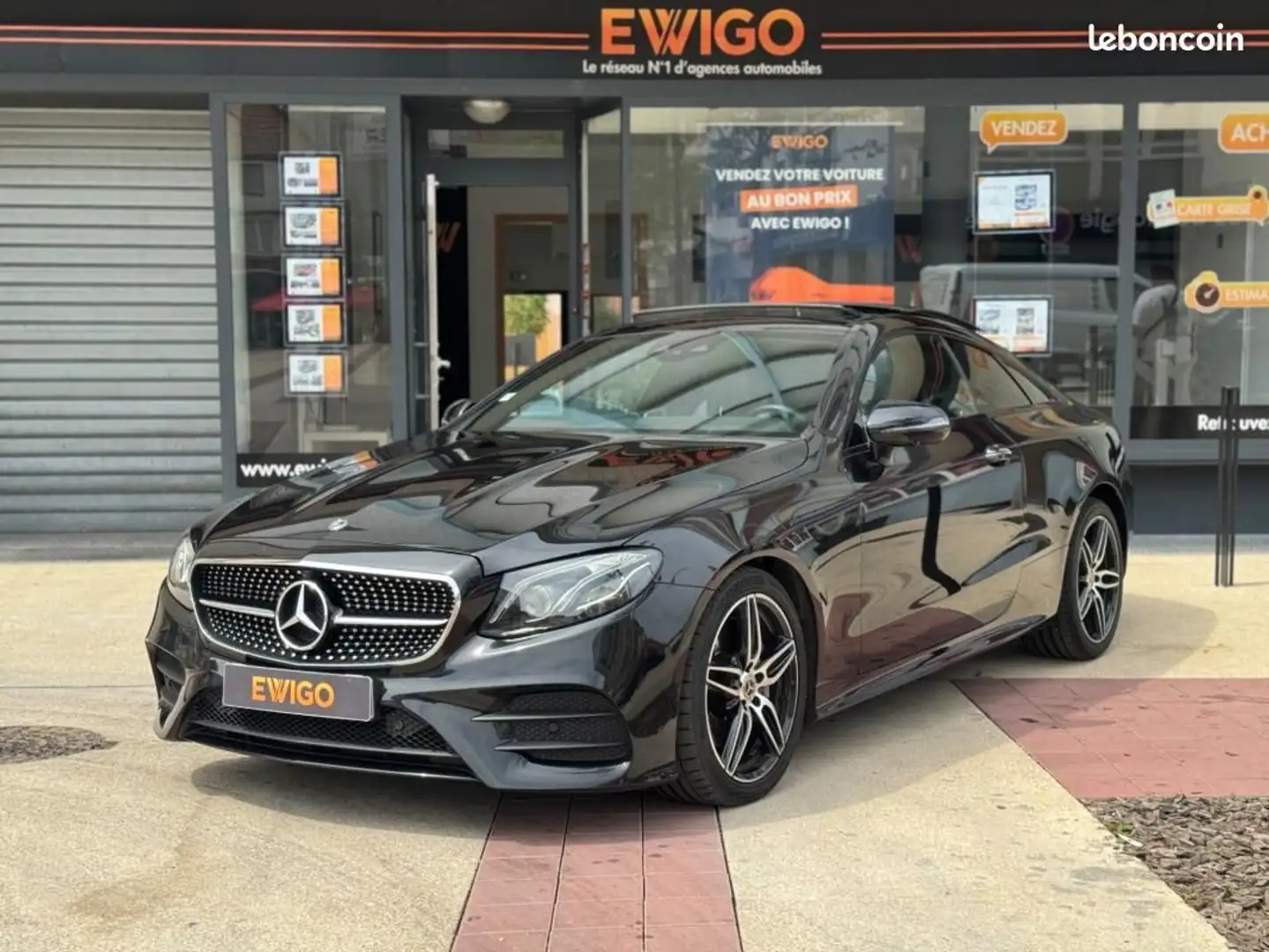 Mercedes-Benz E 220 Mercedes COUPE 2.0 220 D 194CH AMG LINE 9G-TRONIC Noir - 1