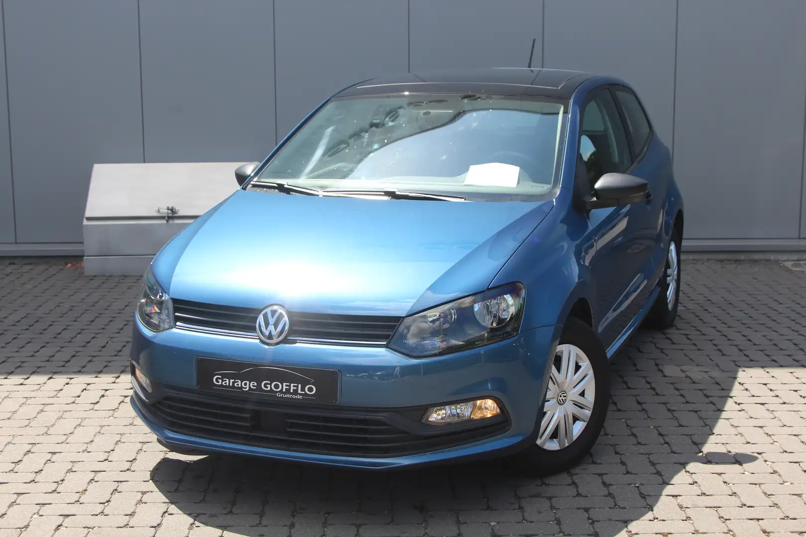 Volkswagen Polo 1.0l - 75.937KM - 2017 Bleu - 1