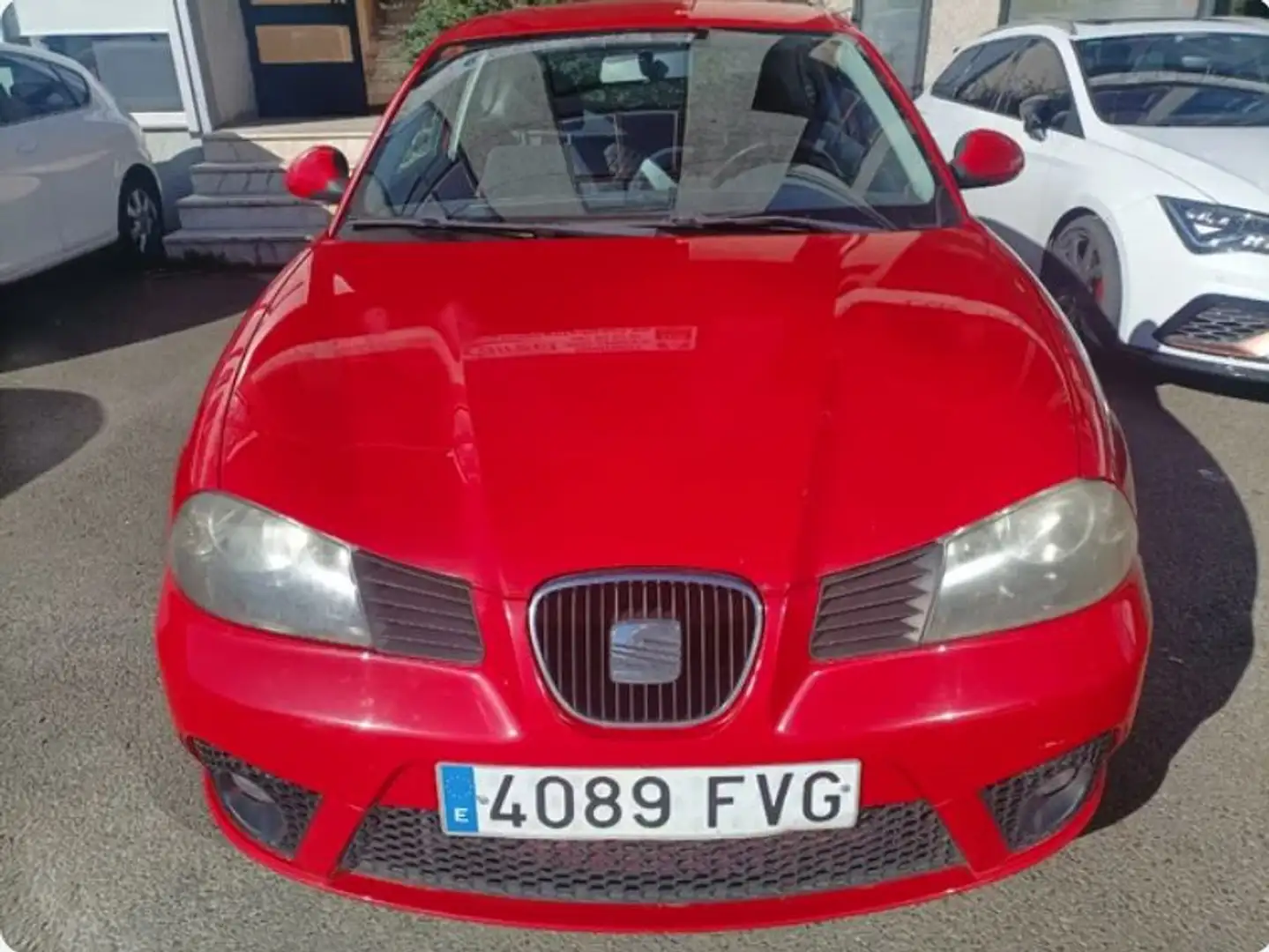 SEAT Ibiza 1.9 TDi Reference Rojo - 2