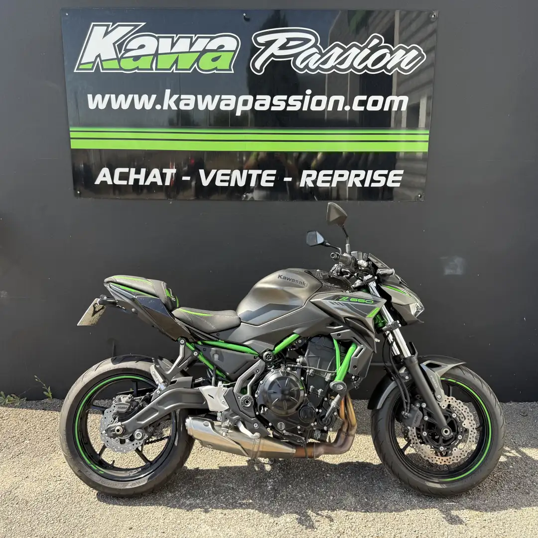 Kawasaki Z 650 Vert - 2