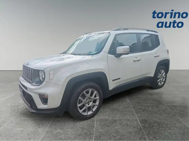 Jeep Renegade view 2