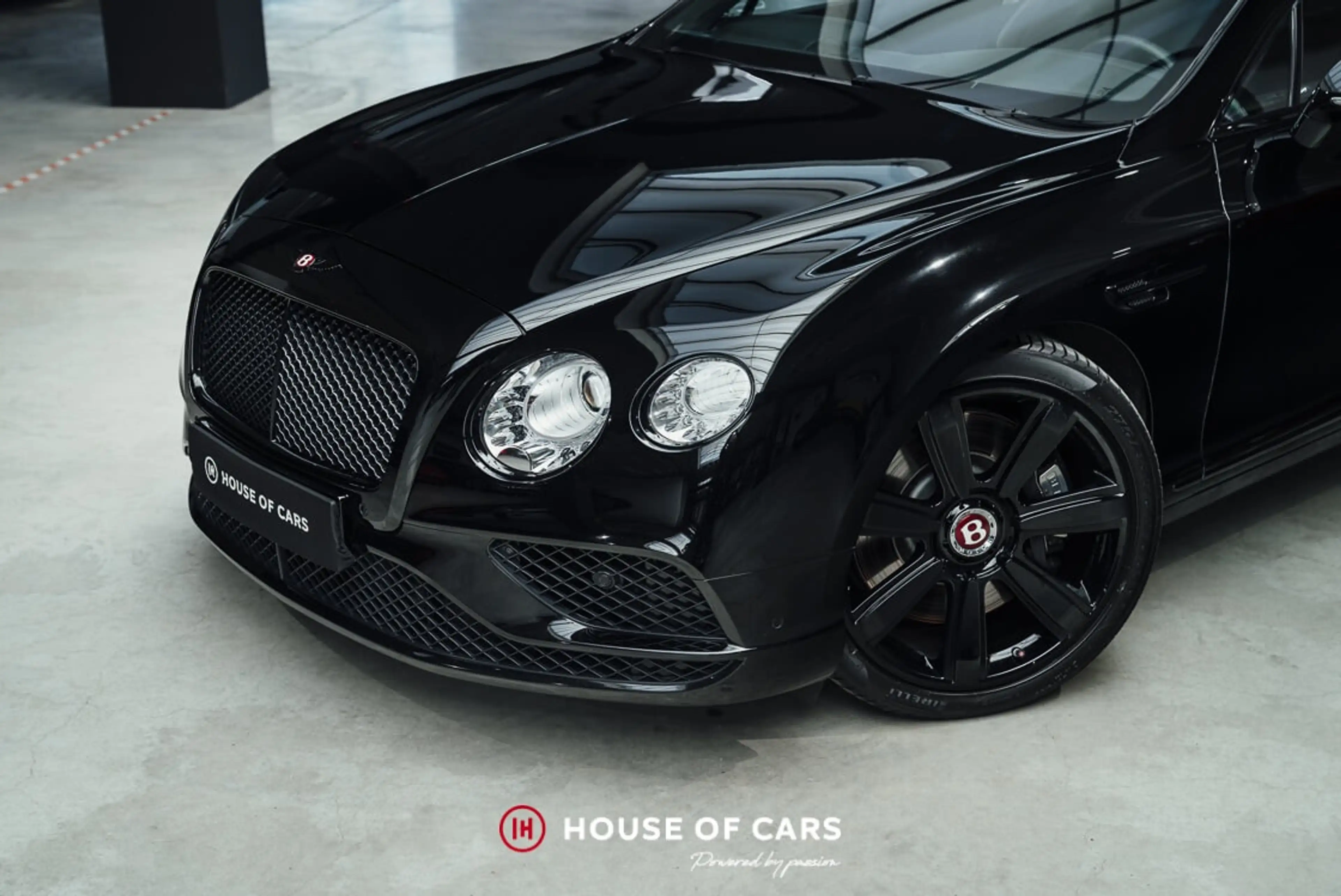 Bentley Continental GT V8 JUST SERVICED - 21% VAT — photo 11