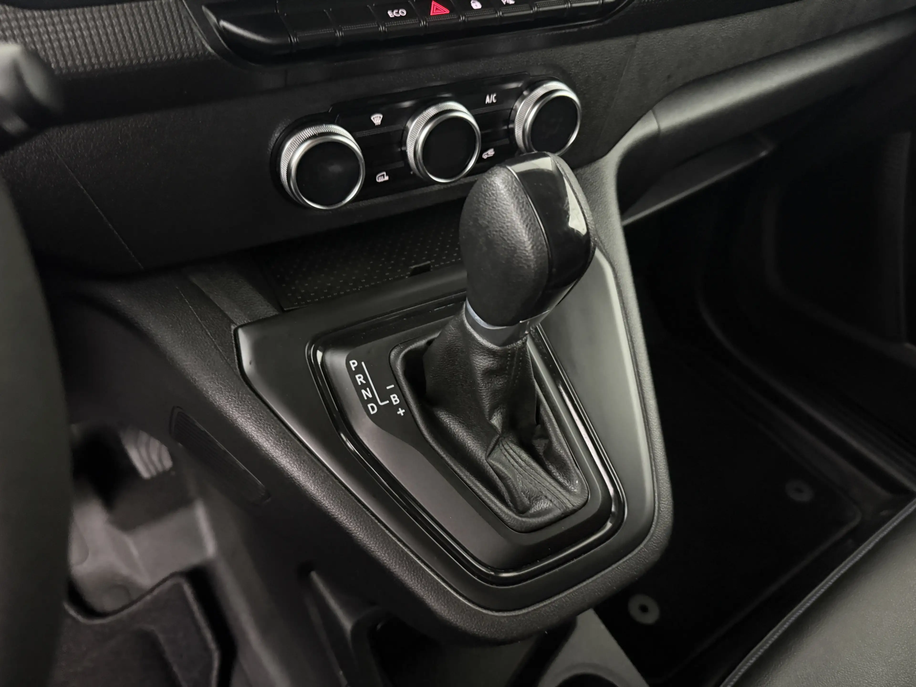 Nissan Townstar Elektrisch | 3-Zits | Airco | Cruise | Betimmering — photo 19