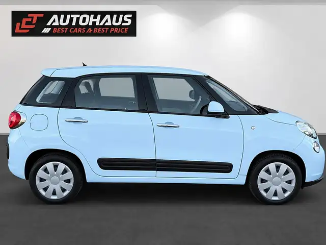 Fiat 500L view 5