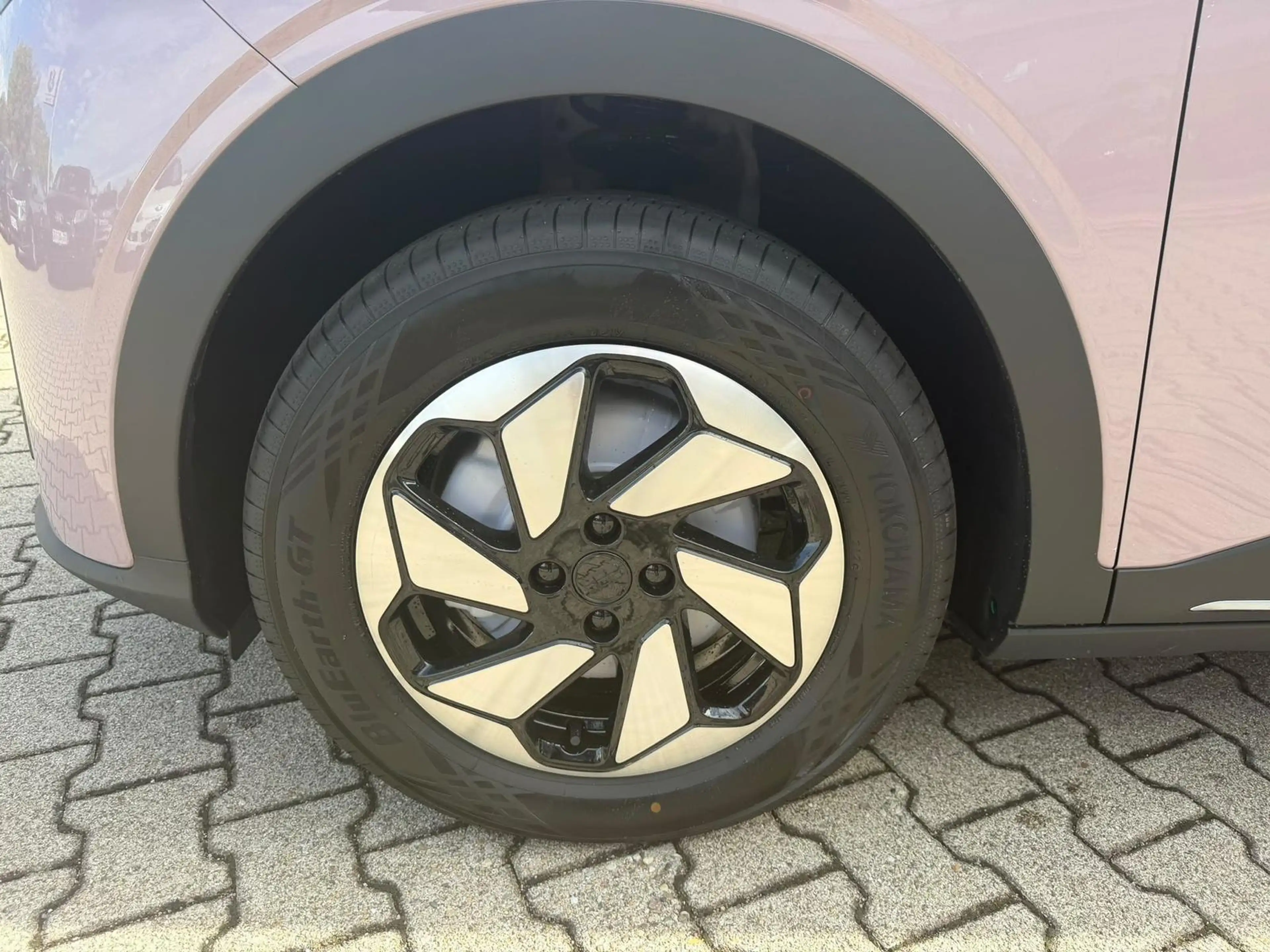 Geely Others 47,14 kwh Ultra*LED*Kamera*ACC*Navi*PDC* — photo 11