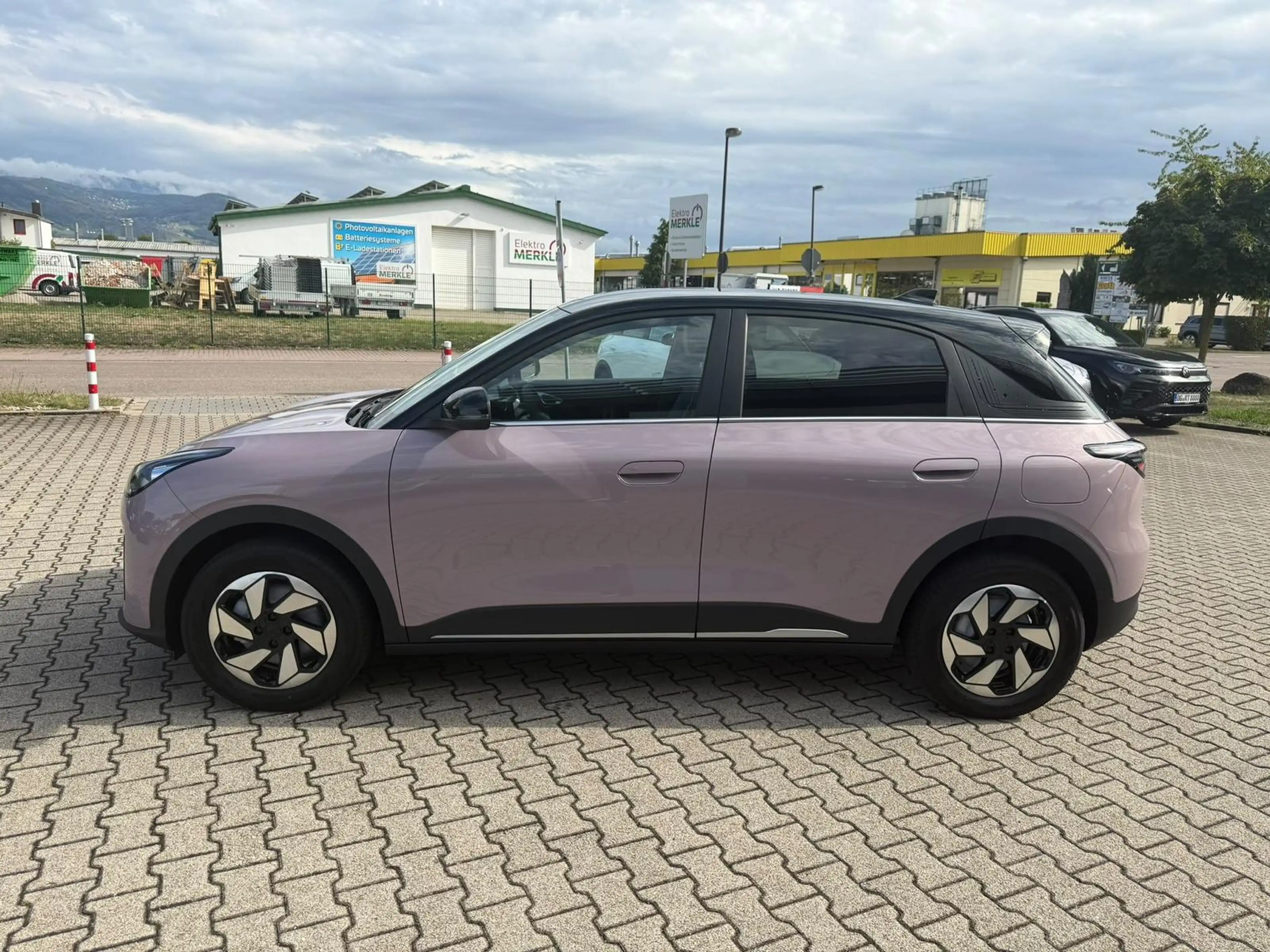 Geely Others 47,14 kwh Ultra*LED*Kamera*ACC*Navi*PDC* — photo 4