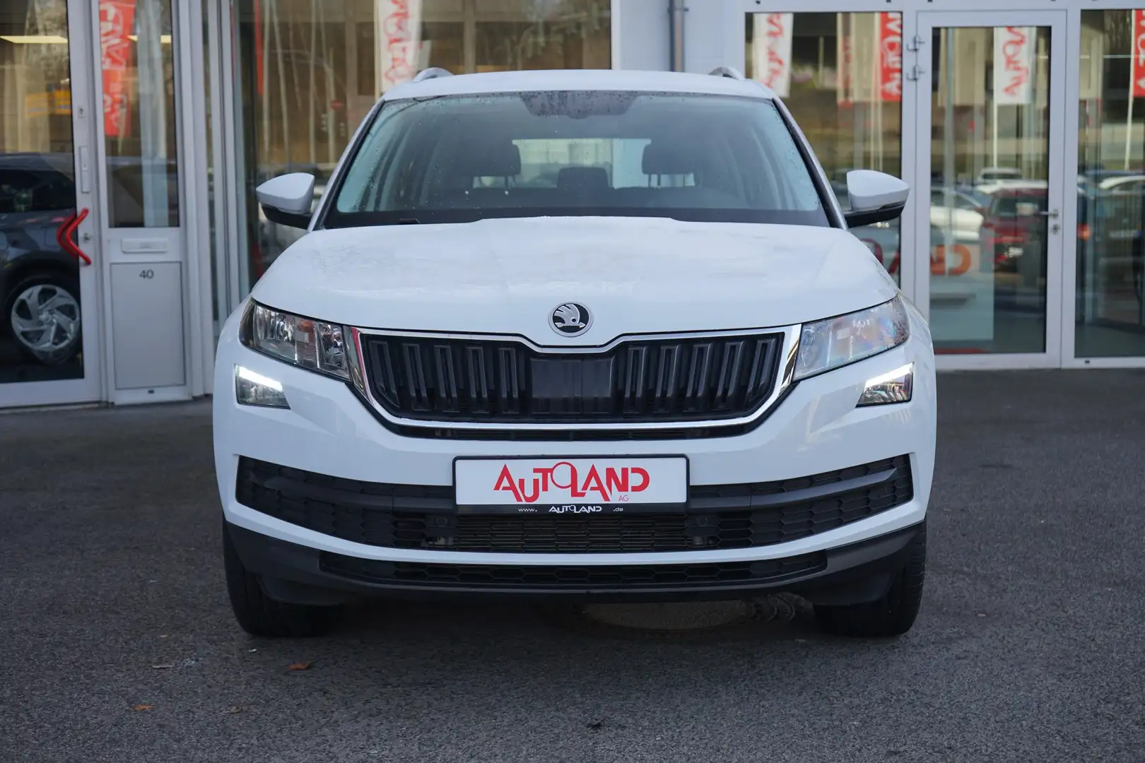 Skoda Kodiaq 1.5 TSI Klimaaut. Sitzheizung PDC Kamera Weiß - 2