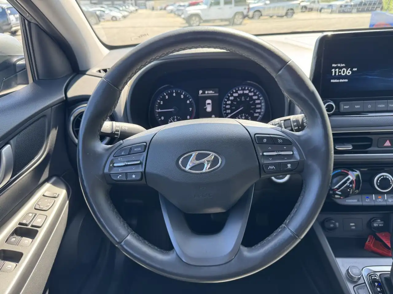 Hyundai KONA снимка Hyundai KONA
