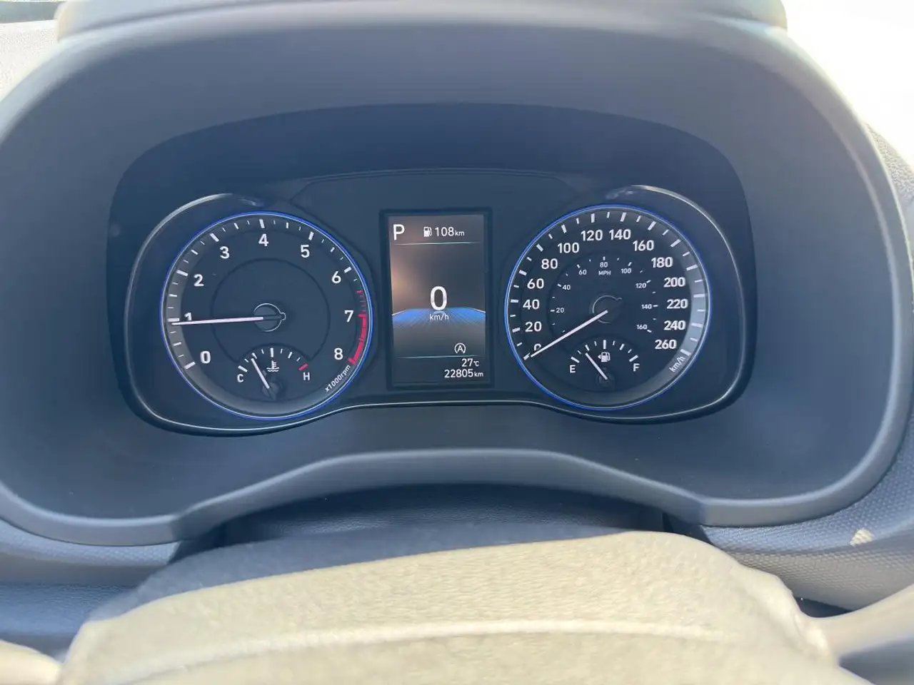 Hyundai KONA снимка Hyundai KONA