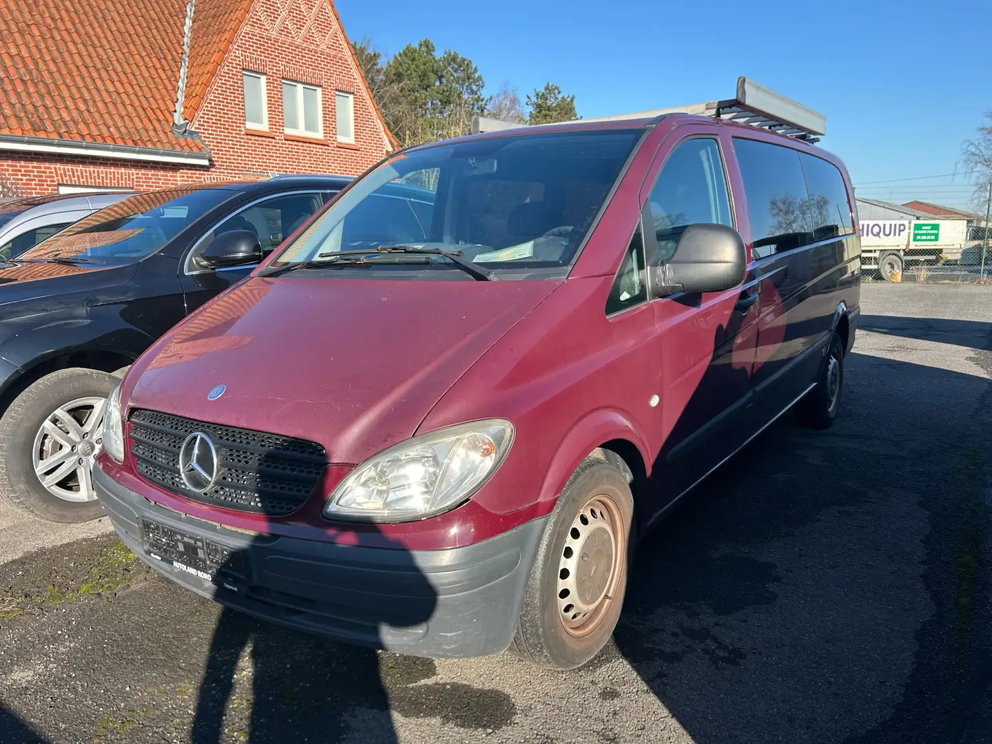 Mercedes-Benz Vito 115 CDI Kompakt Aut. Rood - 2