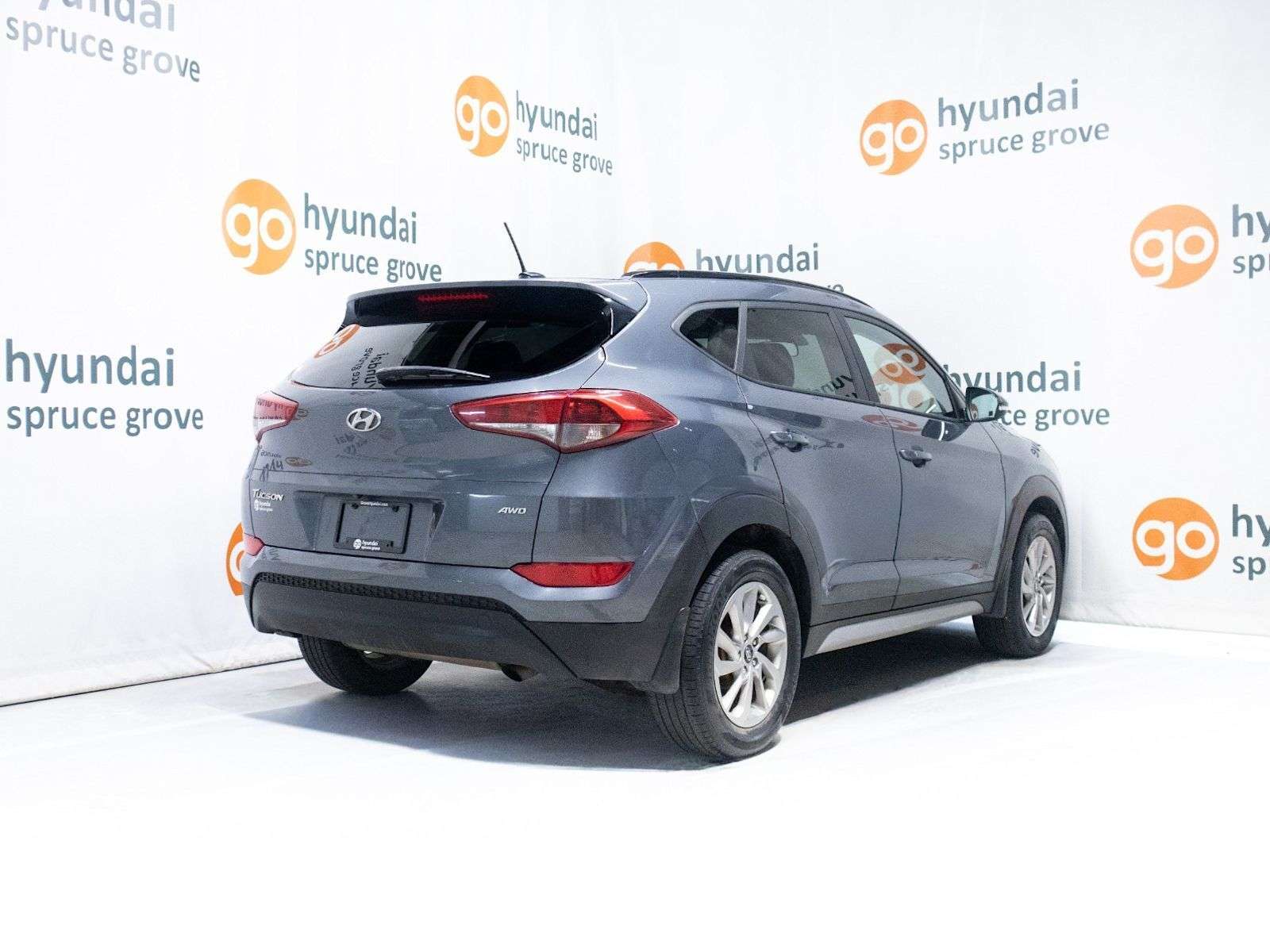 2017 Hyundai Tucson SE: AWD, Panoramic Moonroof, Front/Rear Heated Sea — снимка 1