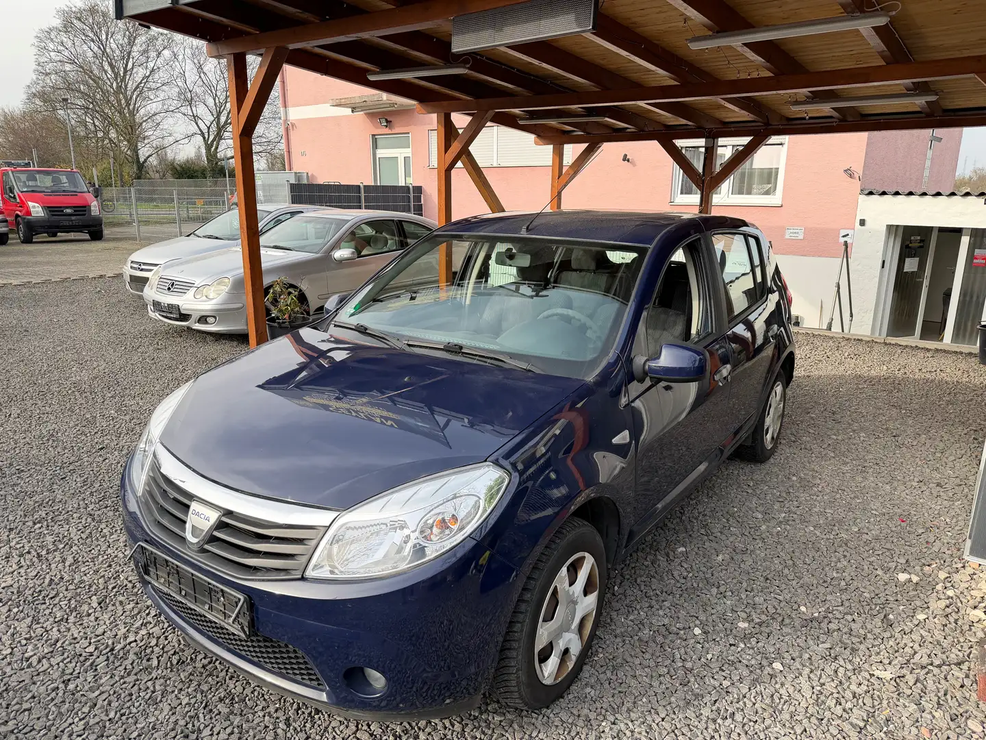 Dacia Sandero Laureate - 1