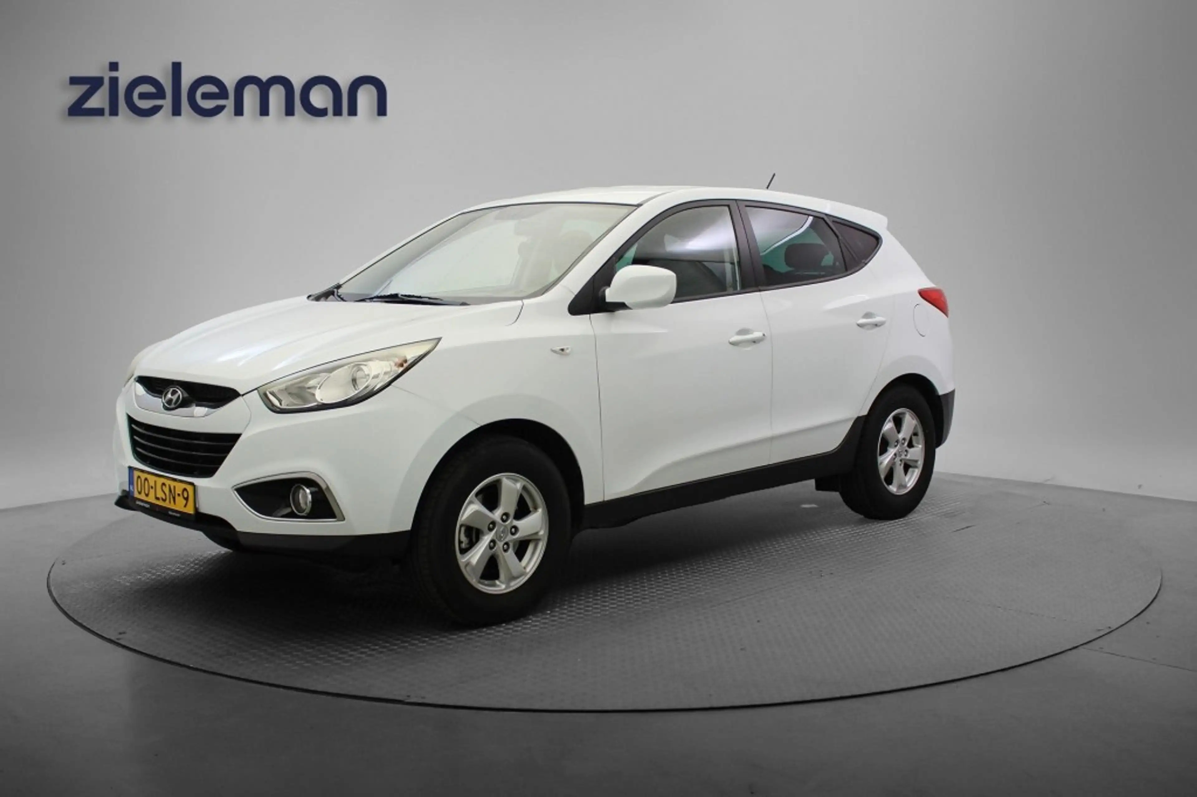 Hyundai iX35 2.0i Dynamic - Cruise, Clima, Trekhaak — photo 17