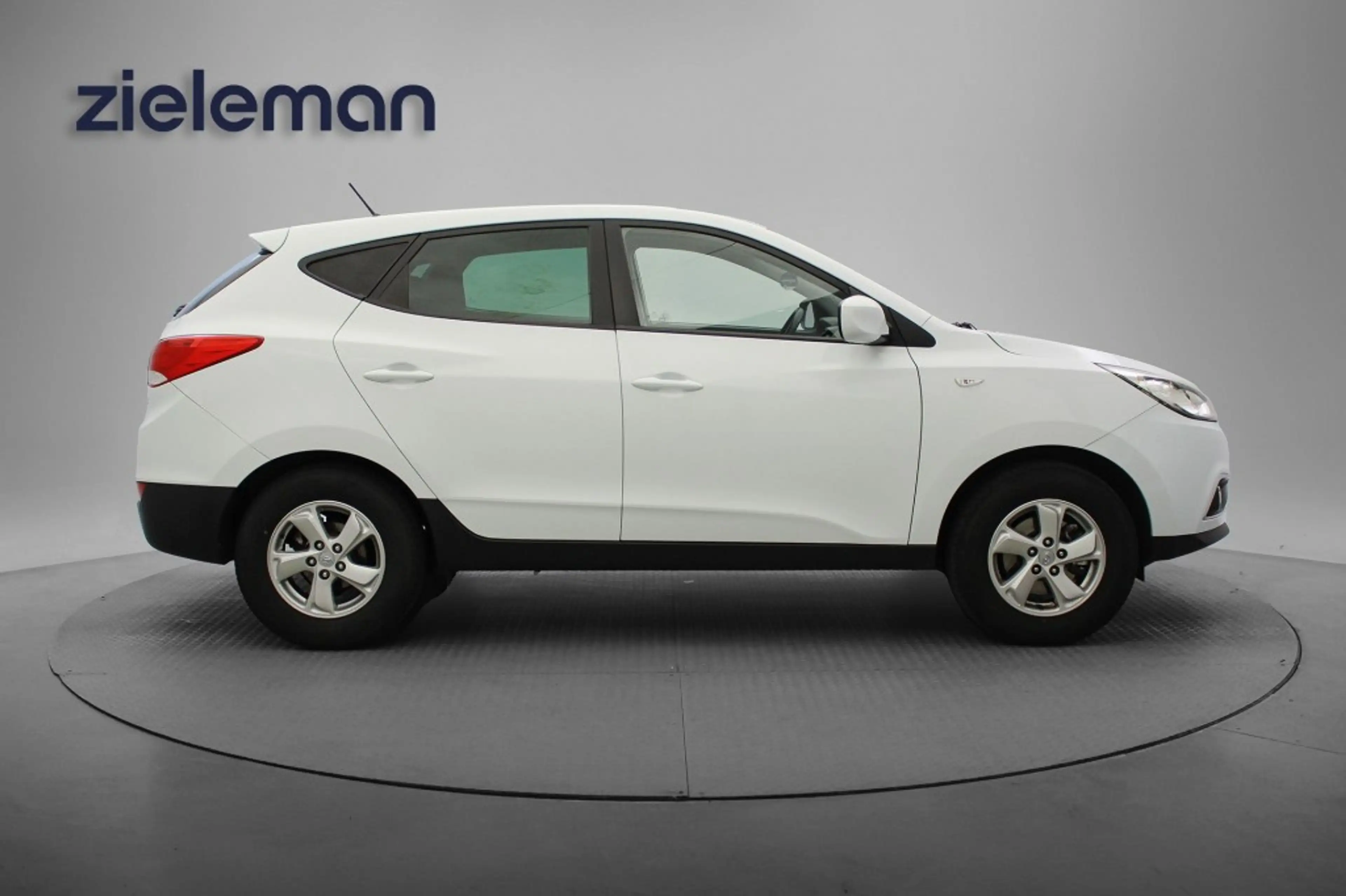 Hyundai iX35 2.0i Dynamic - Cruise, Clima, Trekhaak — photo 13