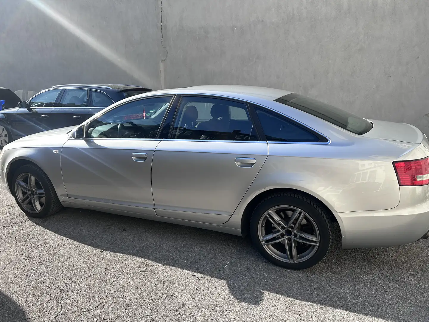 Audi A6 2.4 multitronic - 1