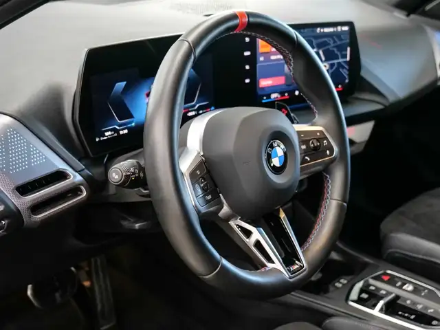 BMW 1 Series view 8