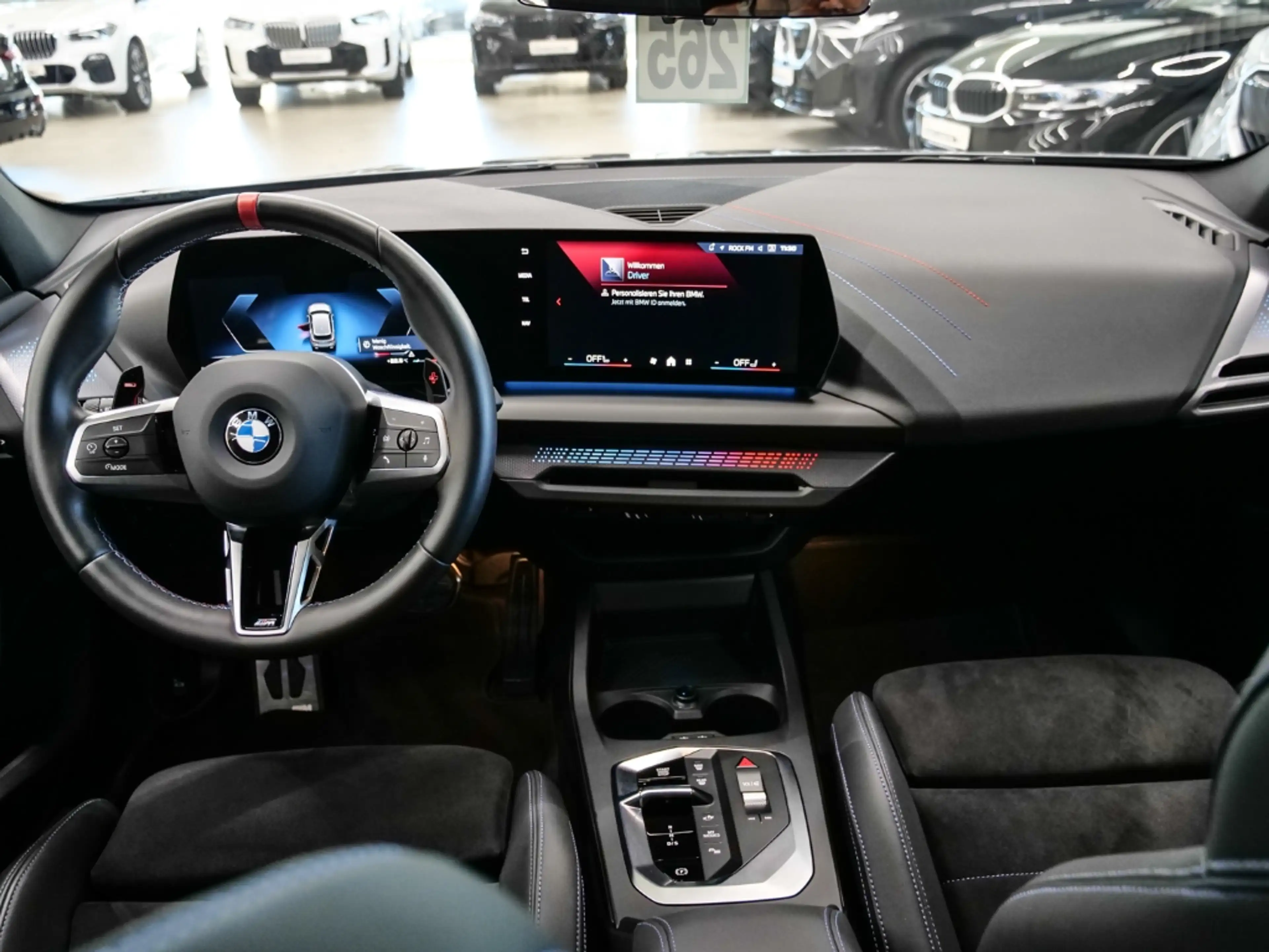 BMW 135 xDrive Park-Assistent Digitales Cockpit Soundsyste — photo 12