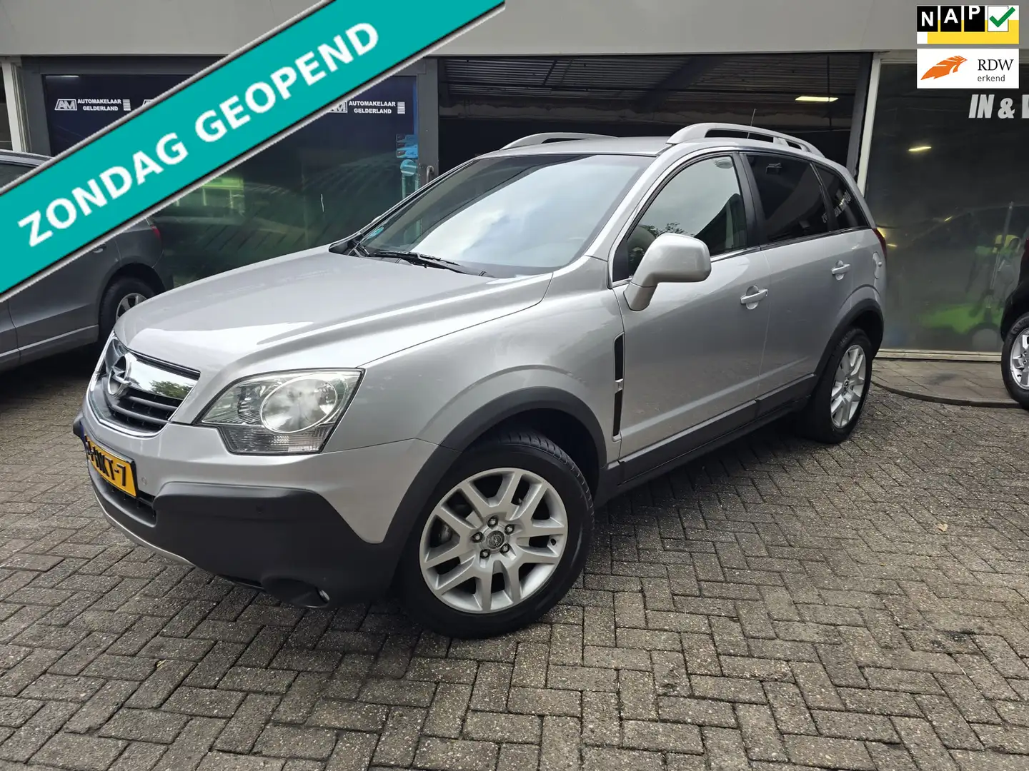 Opel Antara 2.4-16V Temptation | NW APK | 12MND GARANTIE | AIR Grijs - 1