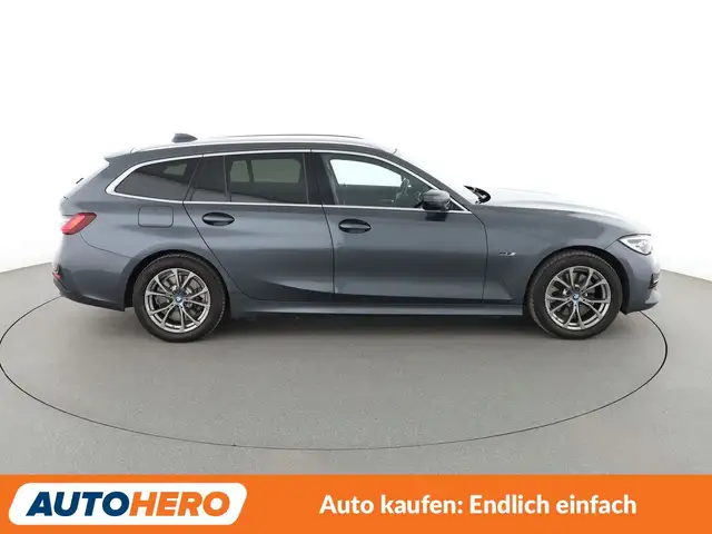 BMW 3 Series view 7