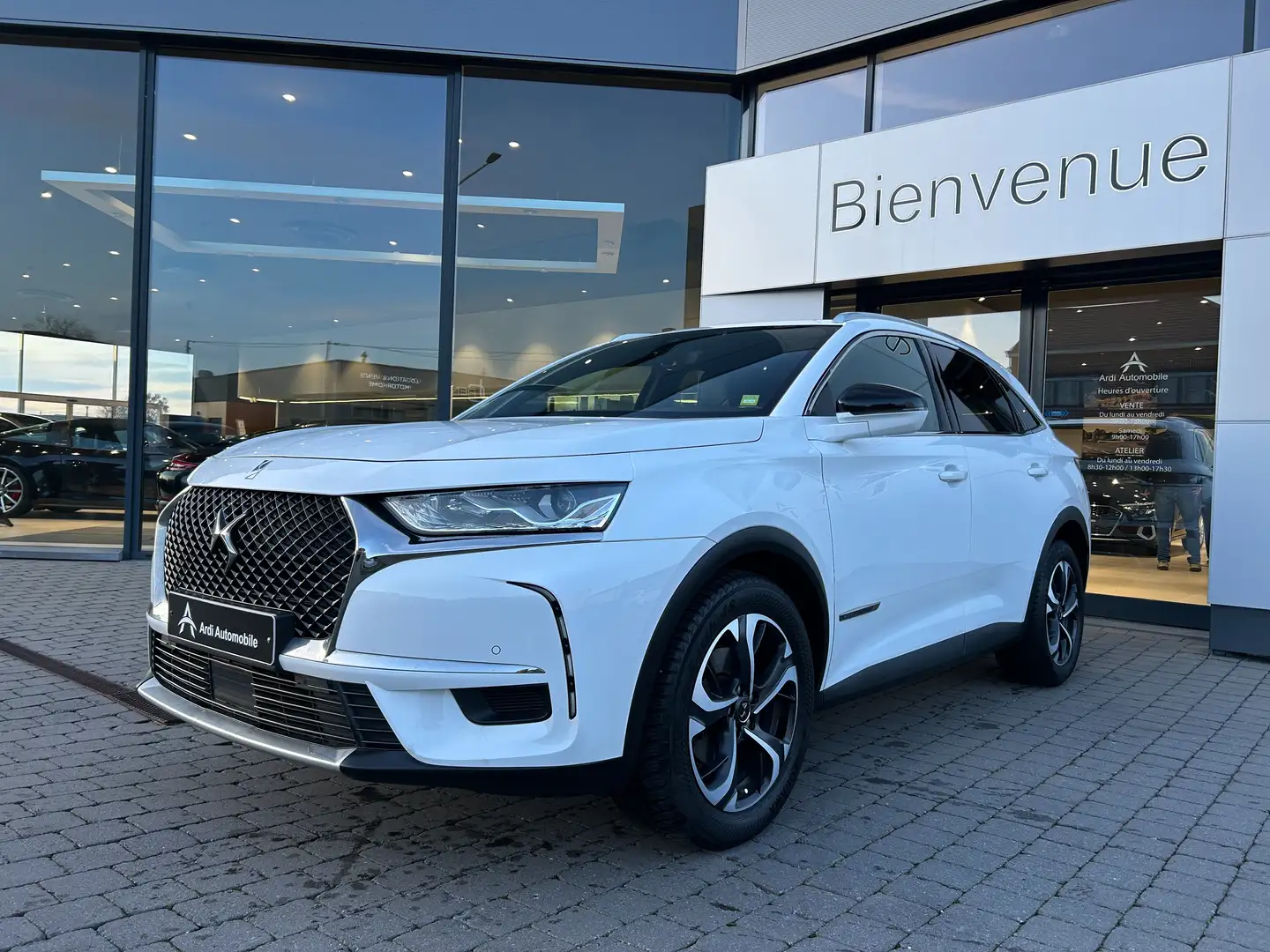 DS Automobiles DS 7 Crossback 1.5 BlueHDi *GARANTIE*CARPLAY*CUIR*LED*CAMERA* Blanc - 1