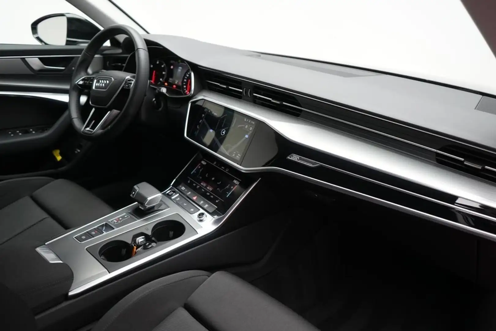 Audi A6 40 2.0 TDI quattro ultra S tronic Negru - 2