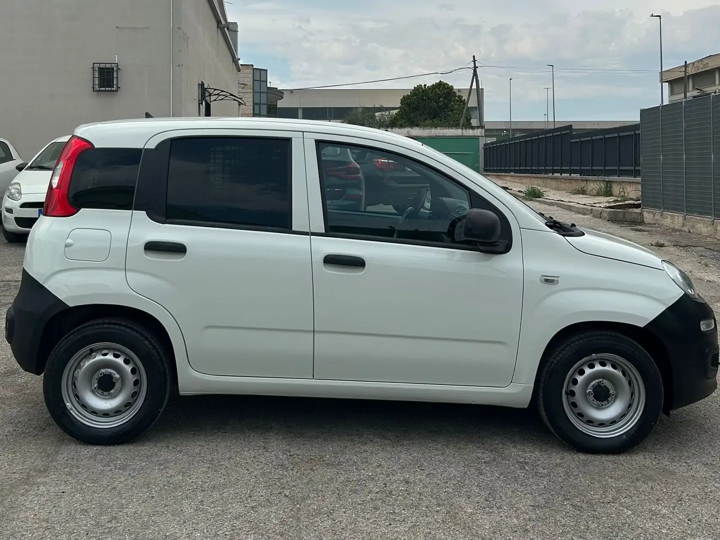 Fiat New Panda VAN 1.2 BENZ 2 POSTI POP - 2018 Bianco - 2